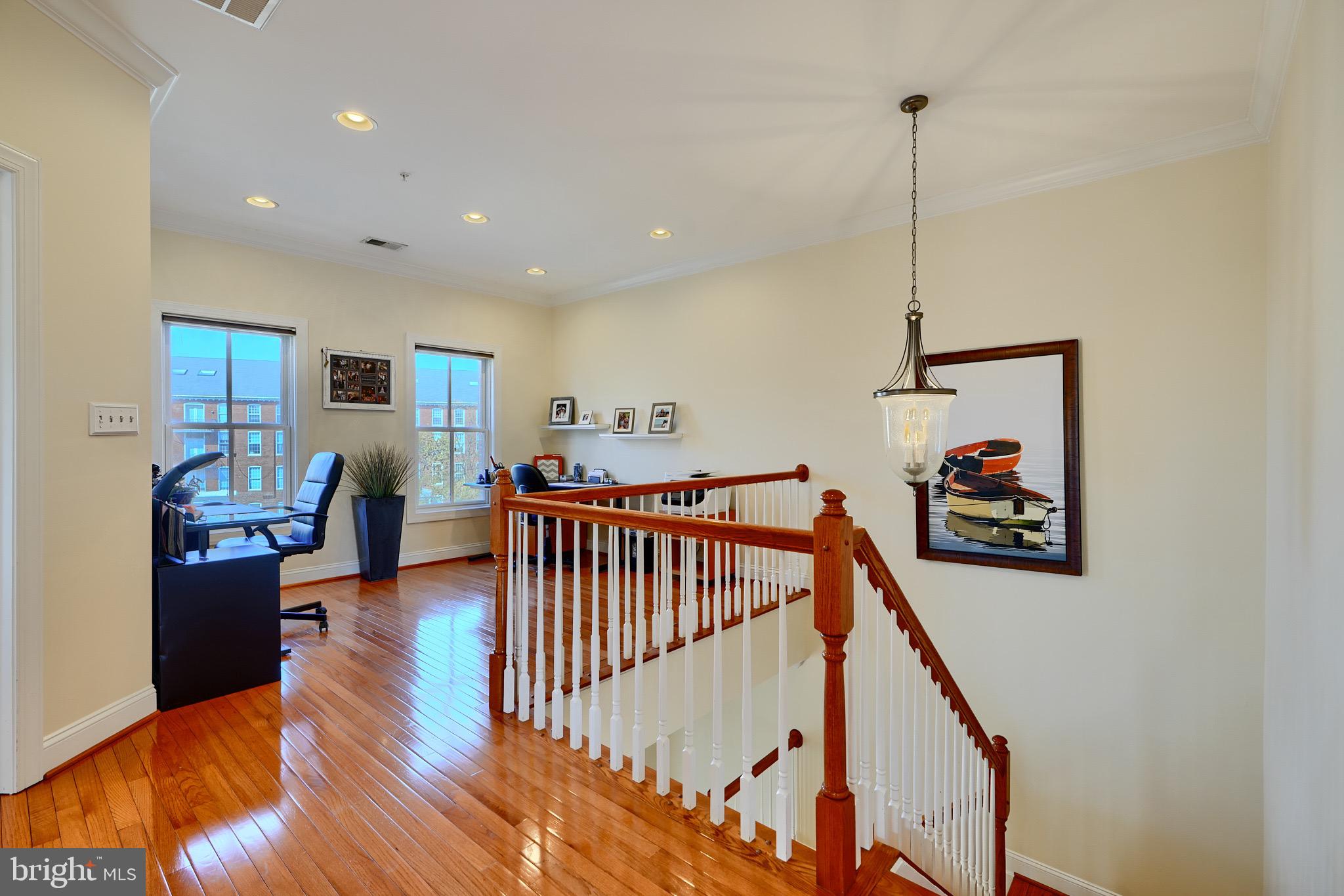 LIGHTHOUSE POINT - Residential