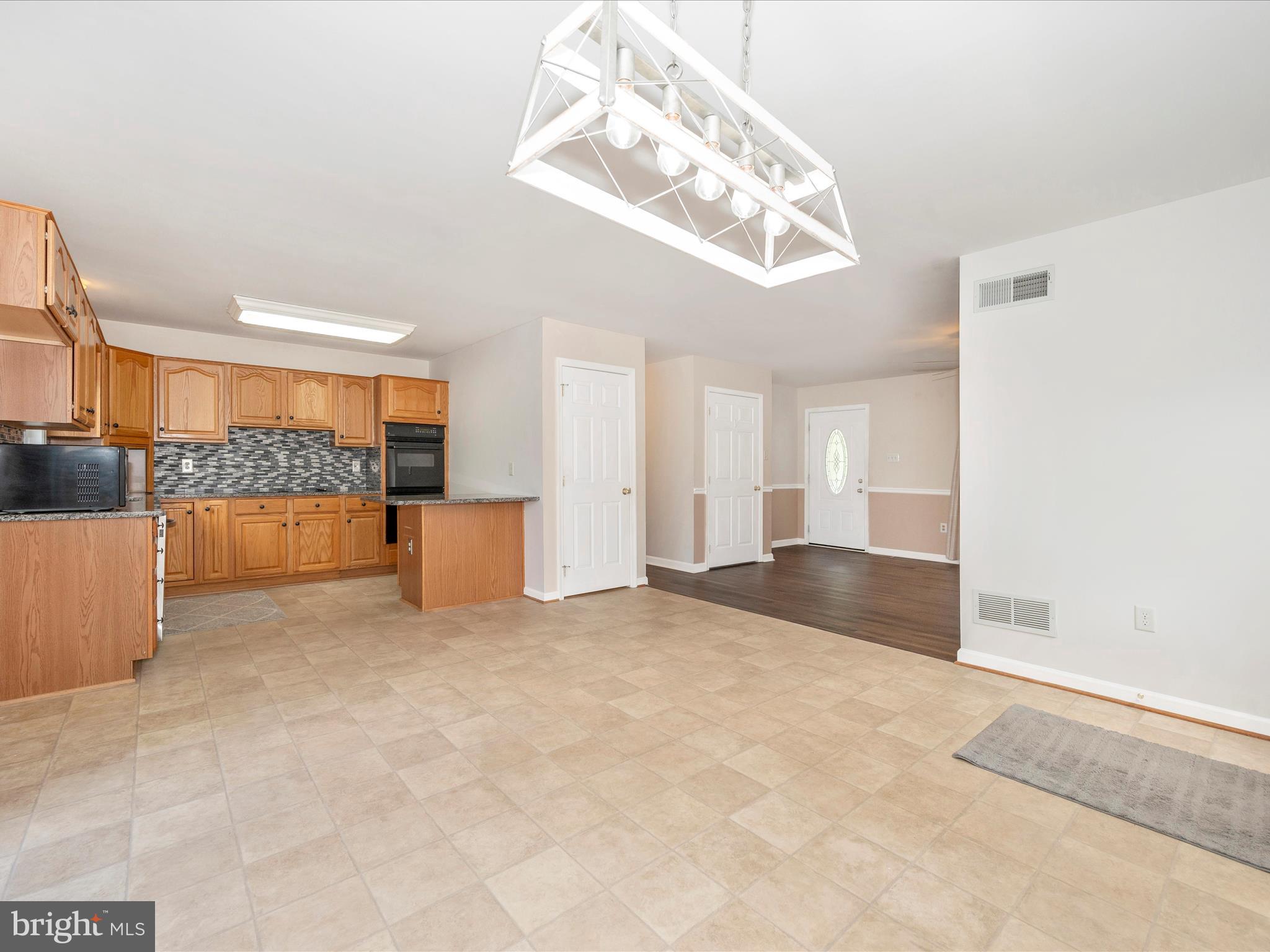 KEEDYSVILLE - Residential