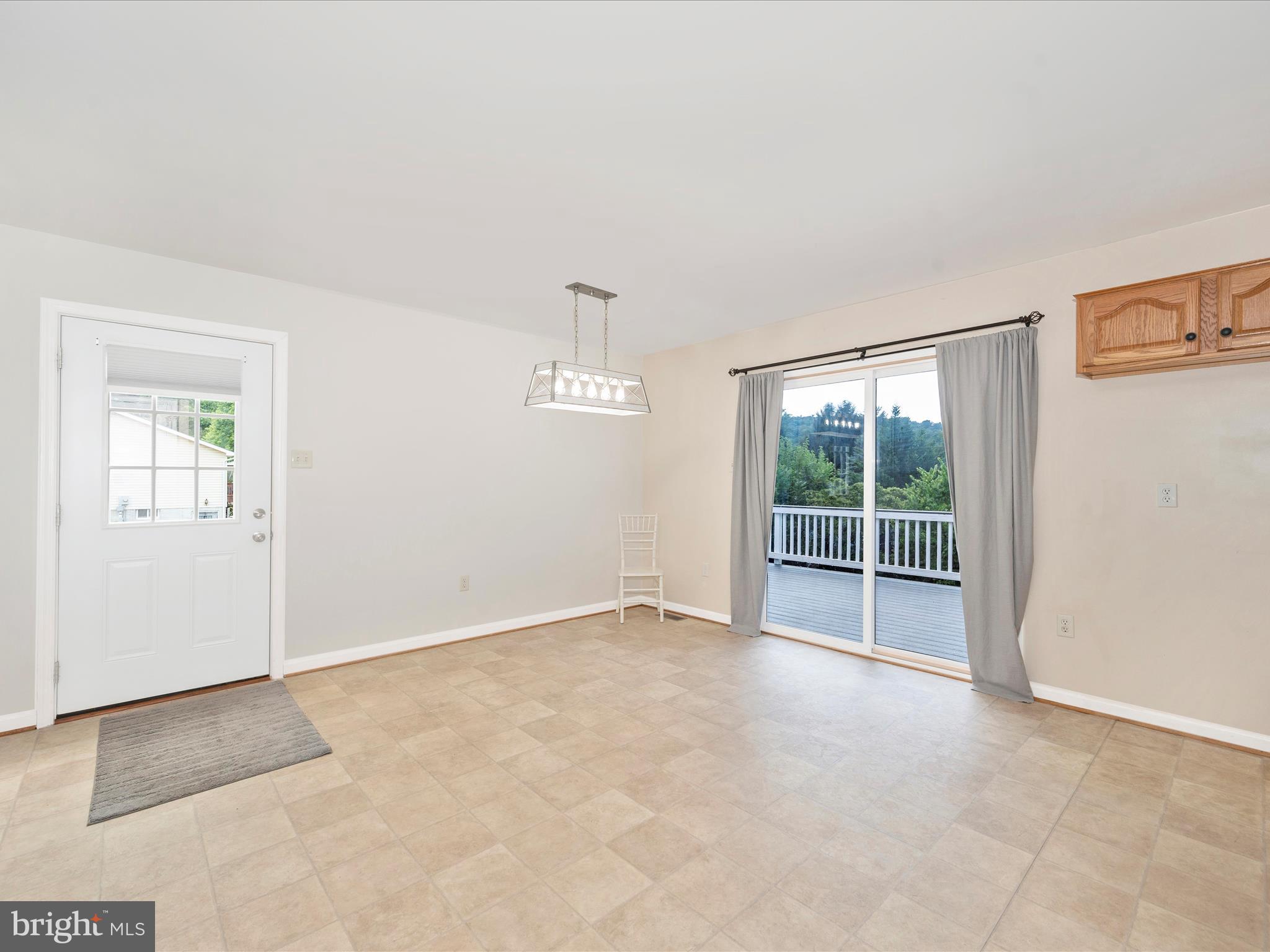 KEEDYSVILLE - Residential