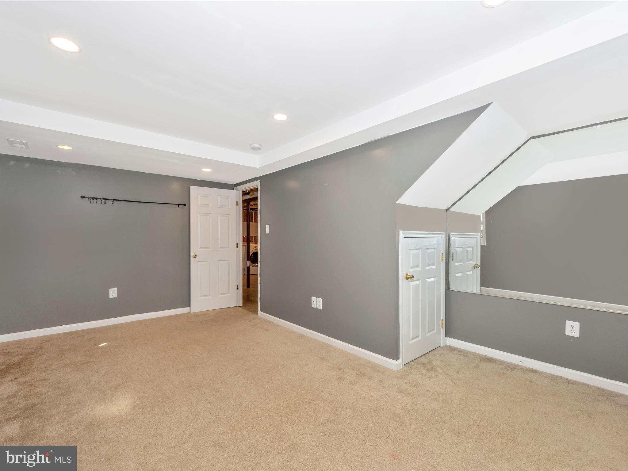 KEEDYSVILLE - Residential