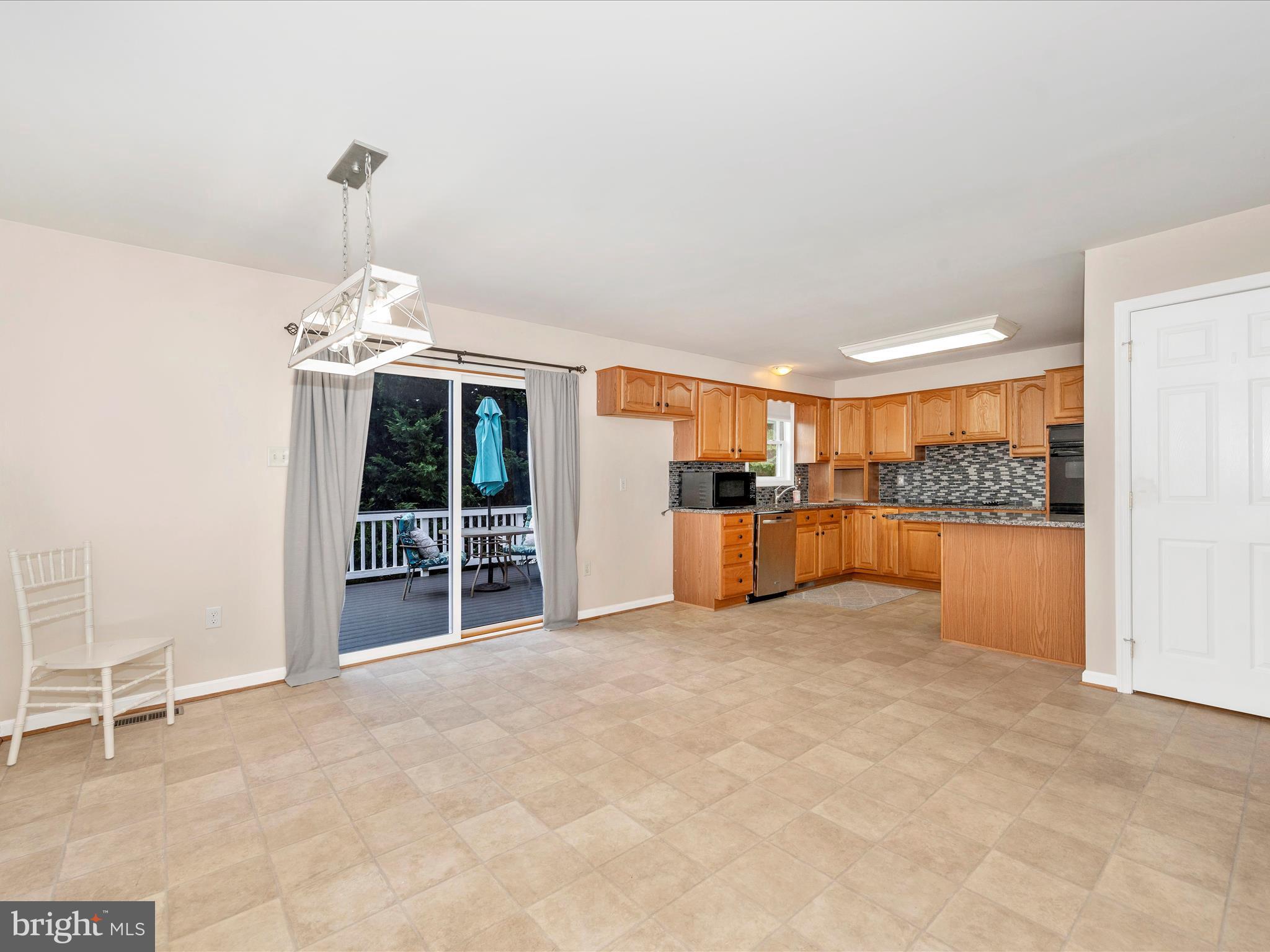 KEEDYSVILLE - Residential