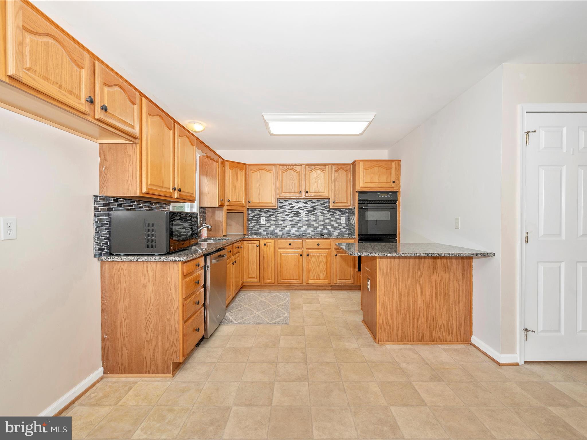 KEEDYSVILLE - Residential