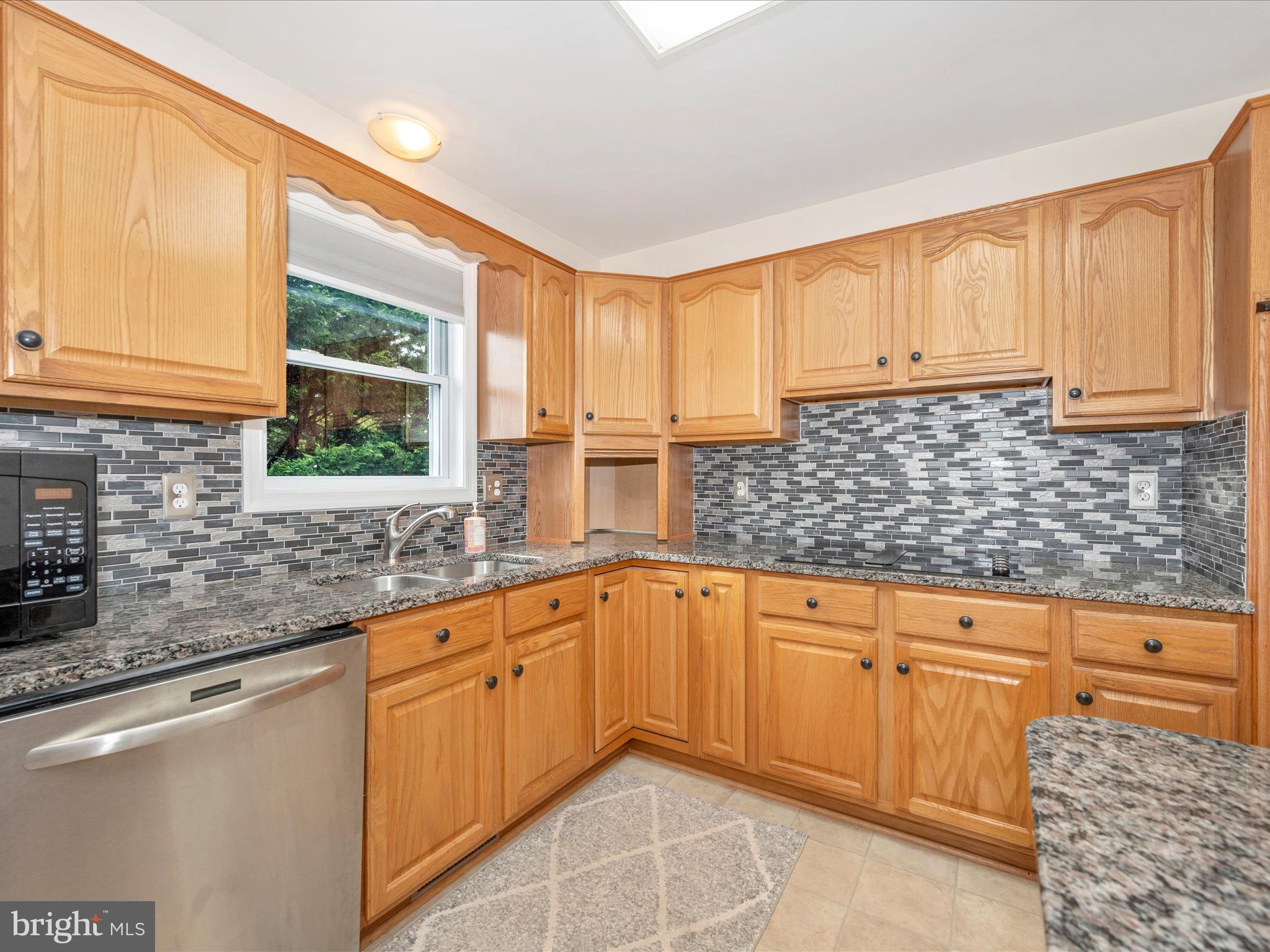 KEEDYSVILLE - Residential