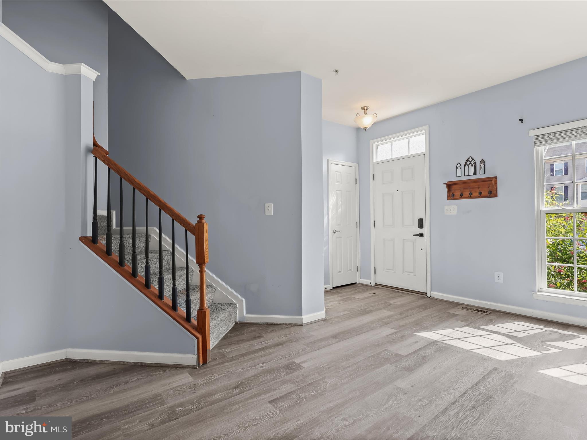 222 STAYSAIL DRIVE