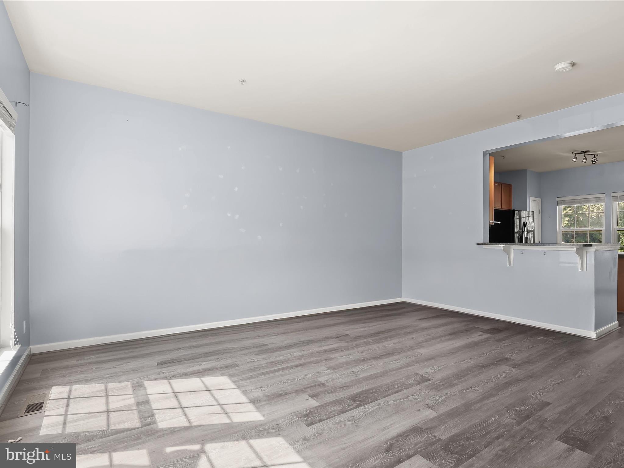 222 STAYSAIL DRIVE
