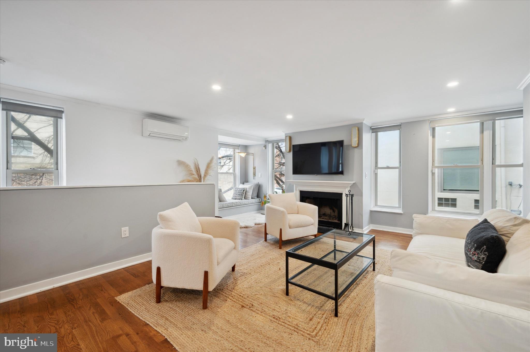 BELLA VISTA - Residential