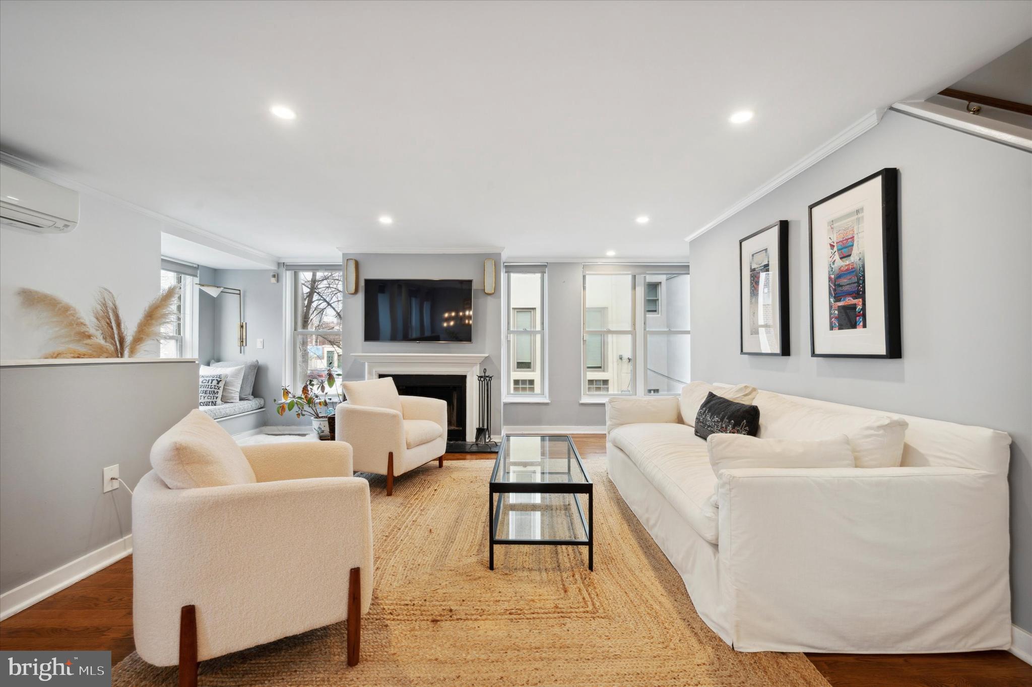 BELLA VISTA - Residential