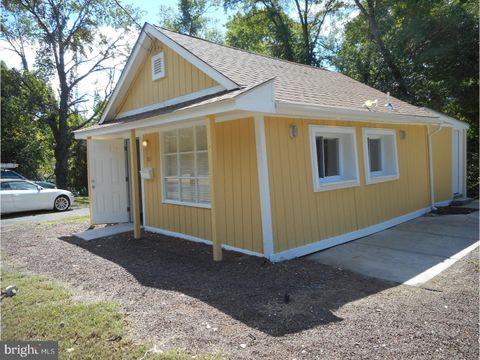 Photo of 101 Creek Road, MOUNT LAUREL, NJ 08054 (MLS # NJBL2103546)