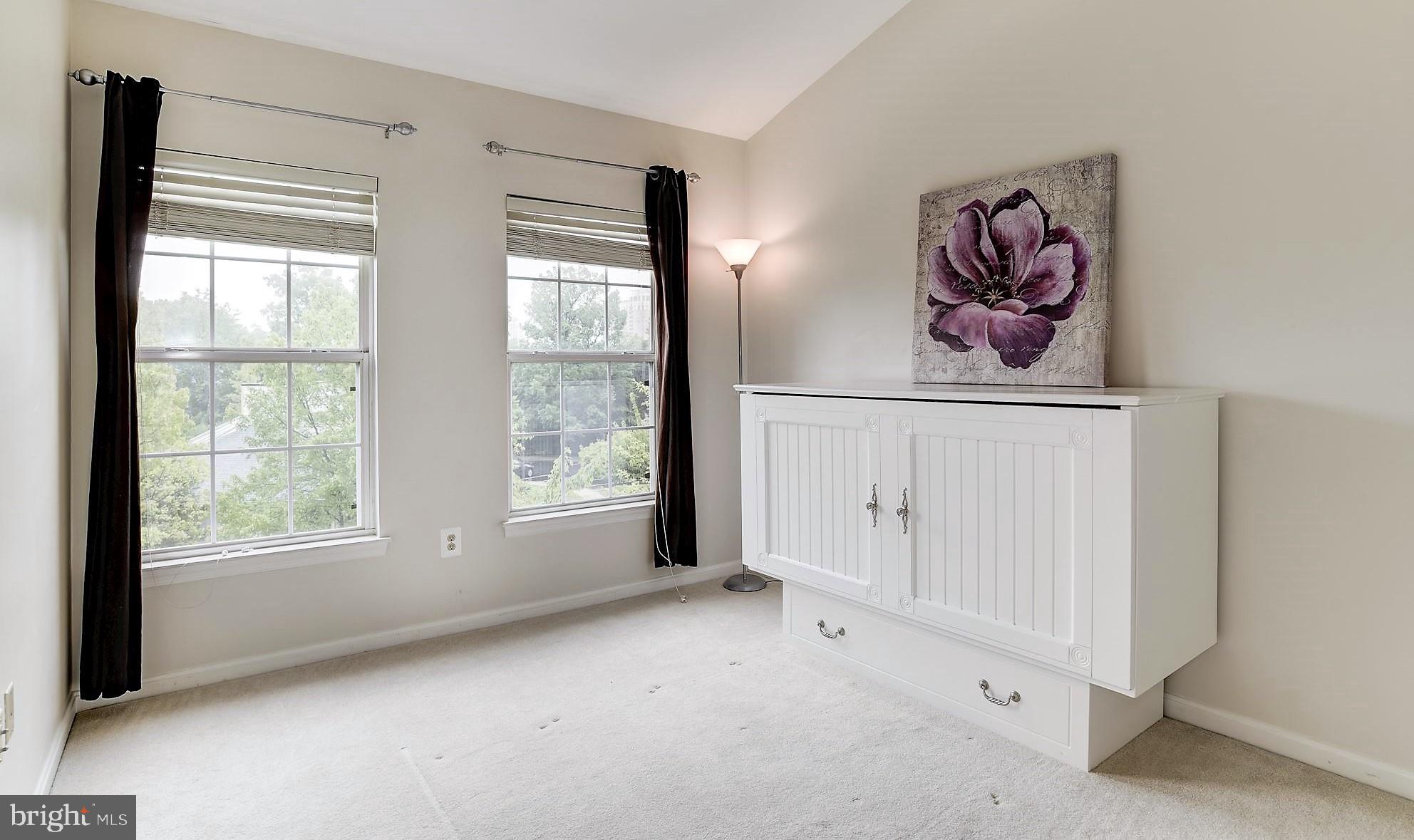 EDGEWATER AT TOWN CENTER - Residential Lease