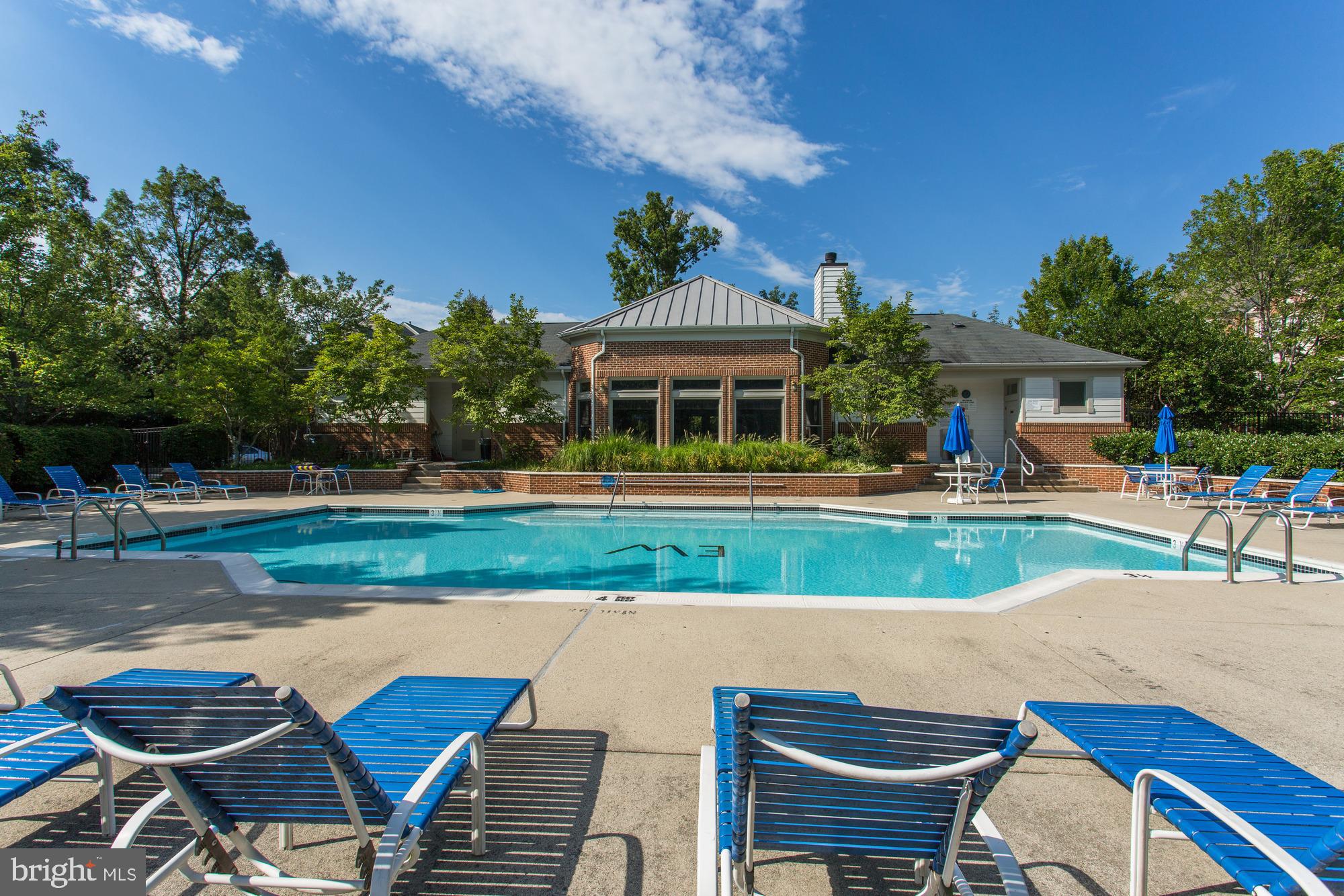 EDGEWATER AT TOWN CENTER - Residential Lease