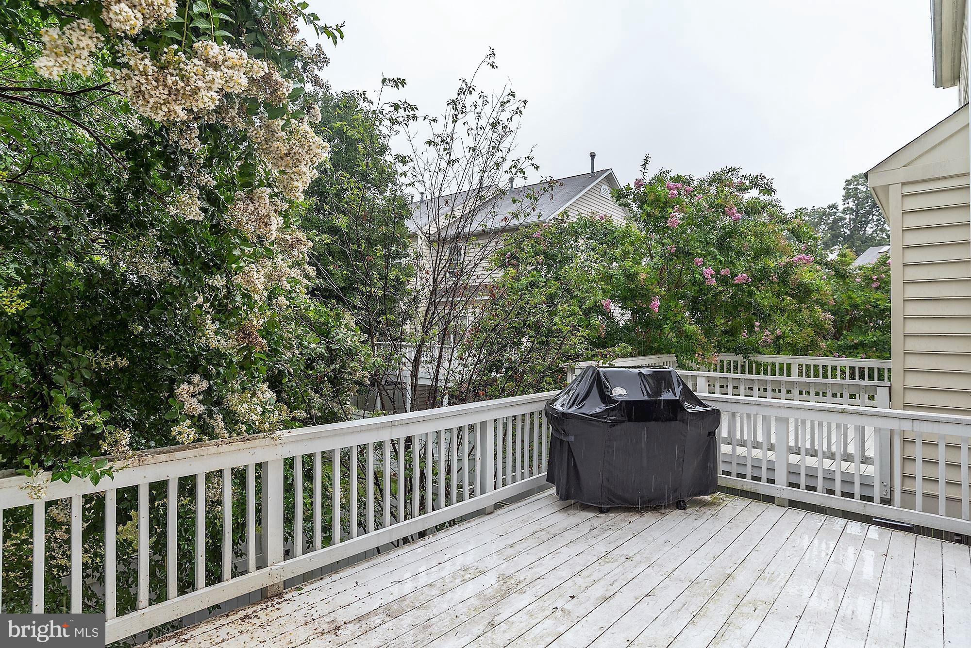 EDGEWATER AT TOWN CENTER - Residential Lease