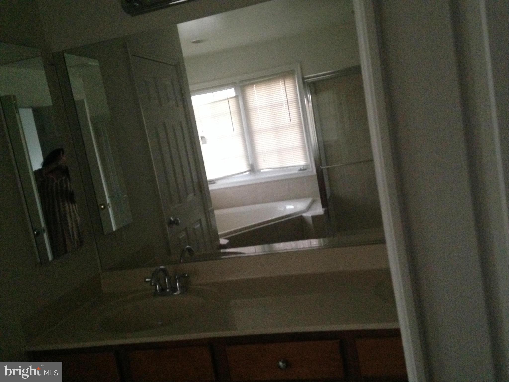 FAIRCREST - Residential Lease