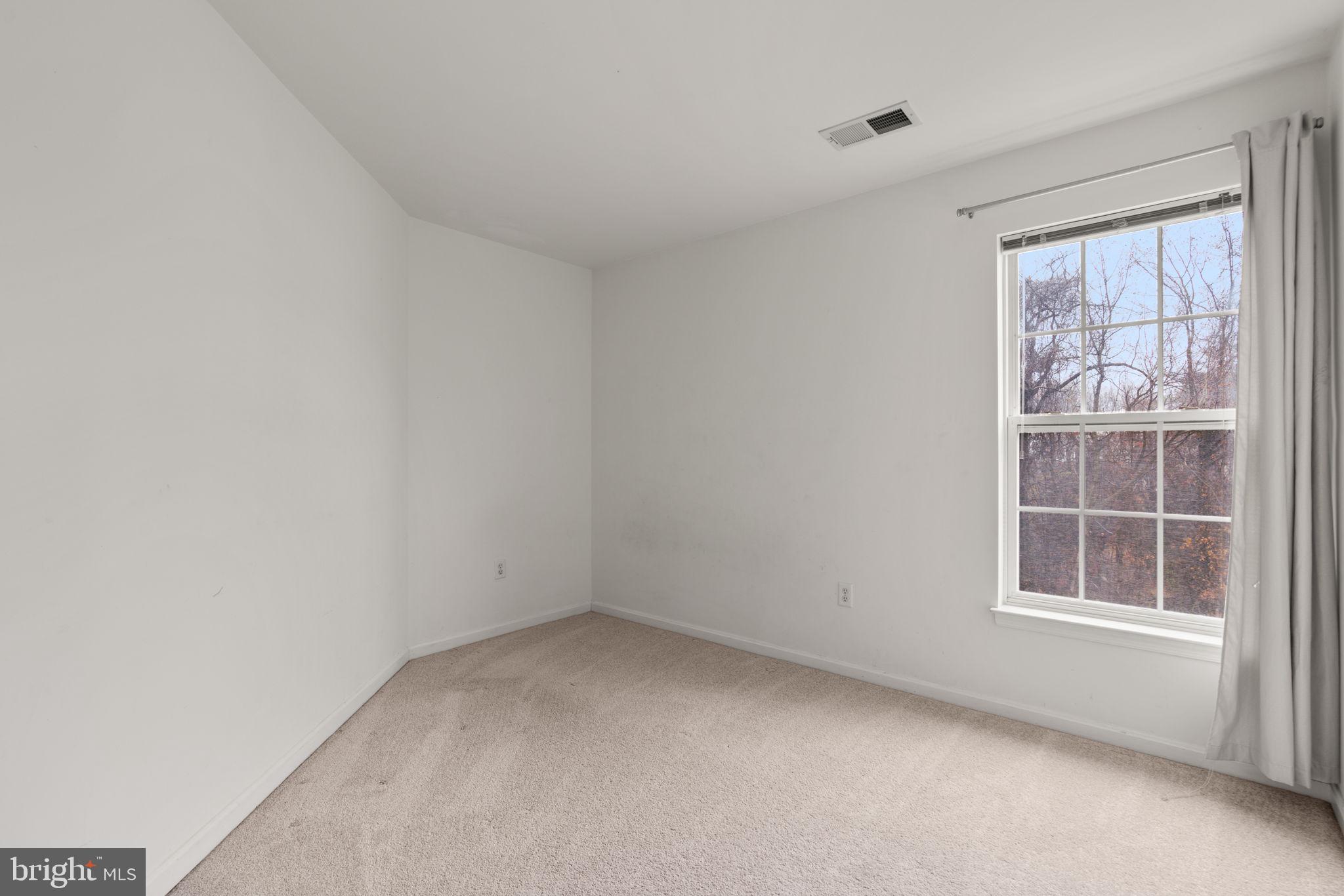 CHERRY CREEK OVERLOOK - Residential Lease