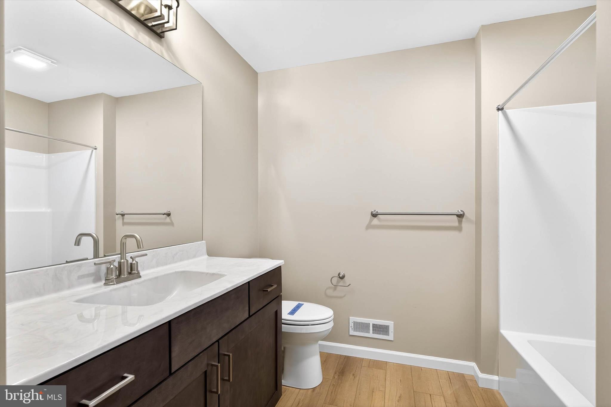 SOUTHERN VILLAGE - Residential