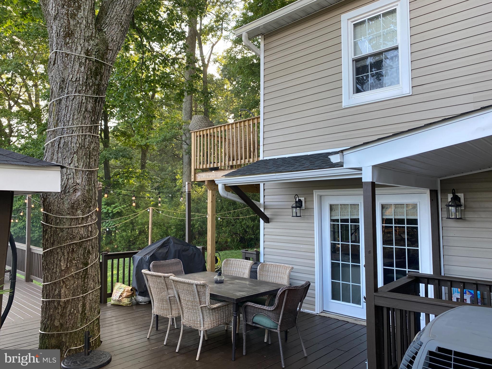 HAMPSTEAD - Residential