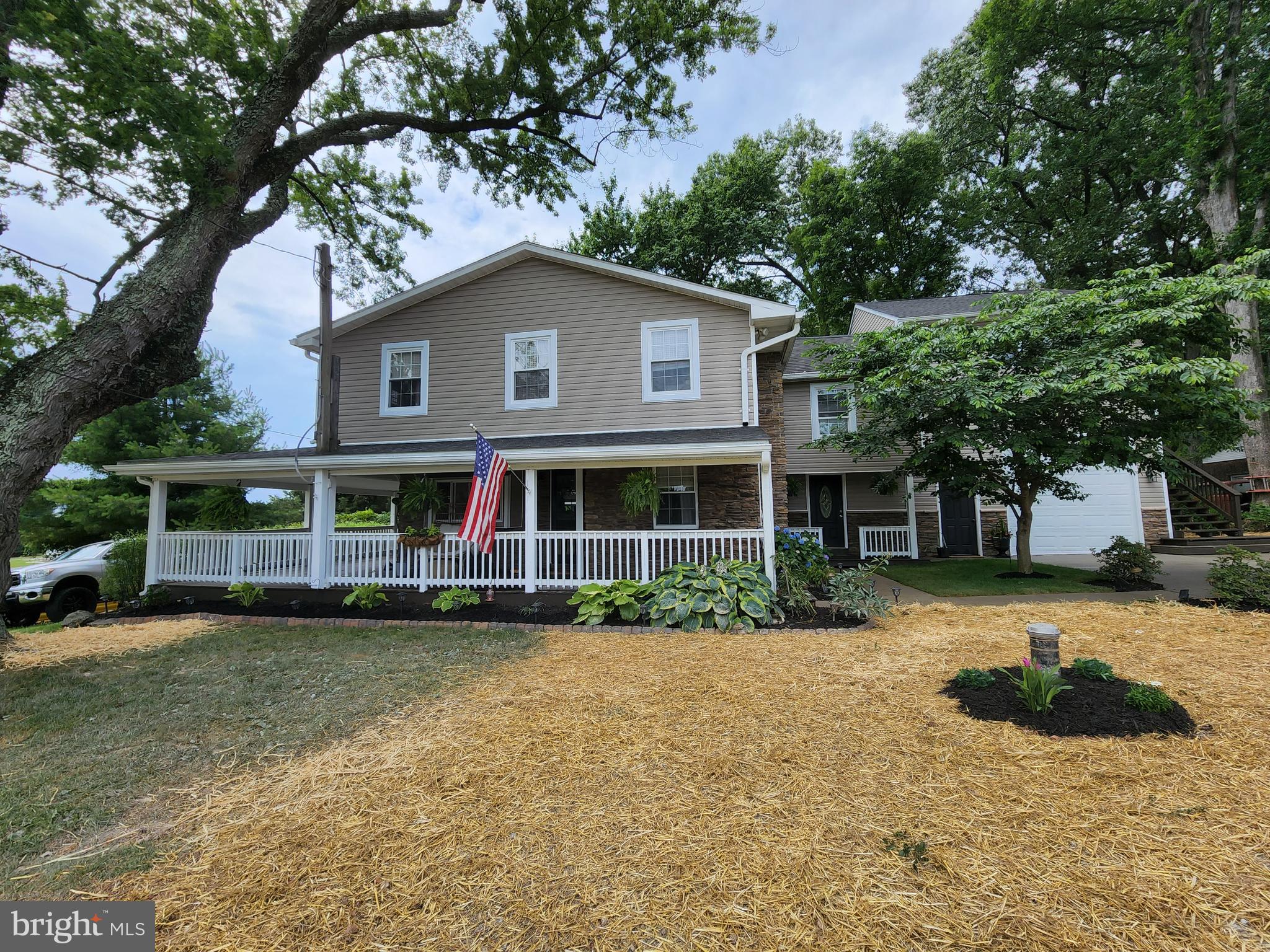 HAMPSTEAD - Residential