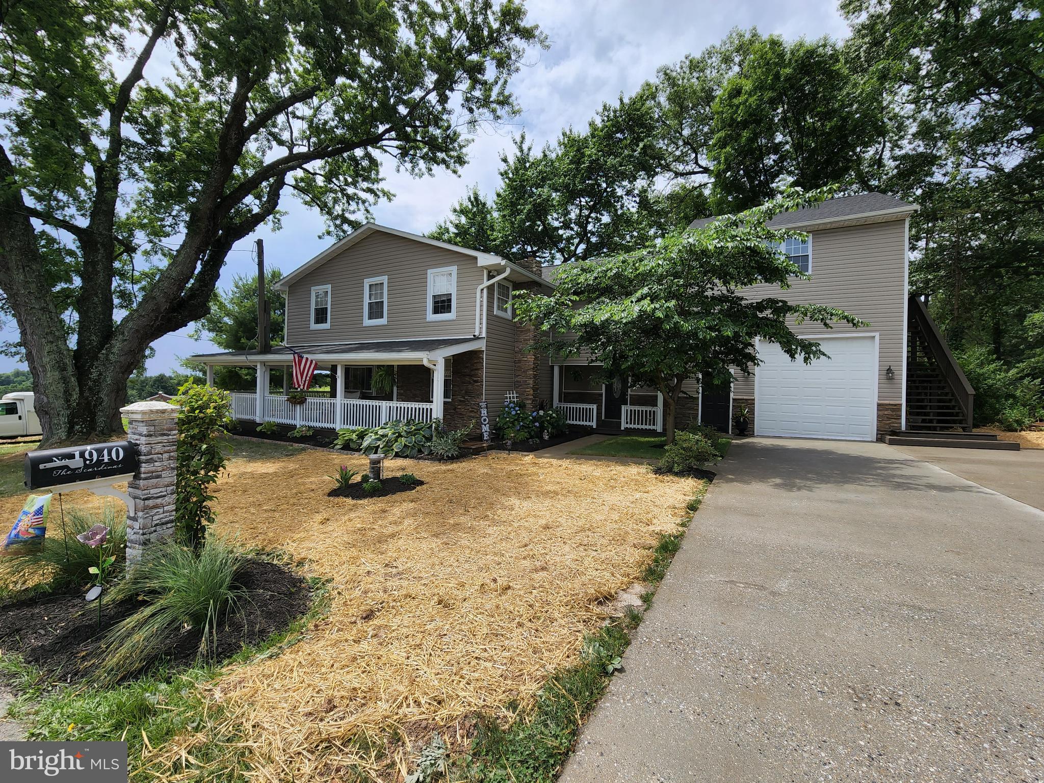 HAMPSTEAD - Residential
