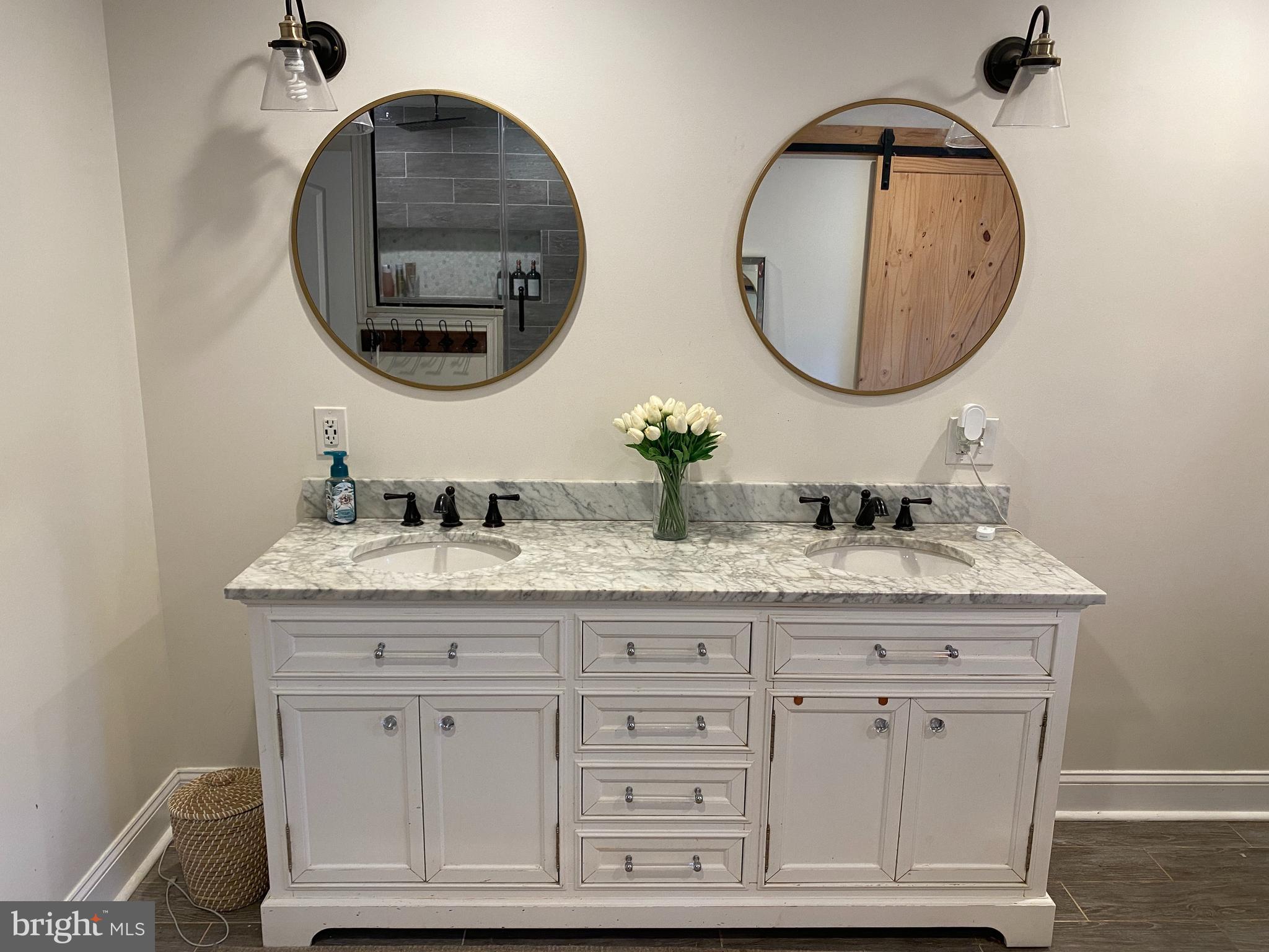 HAMPSTEAD - Residential