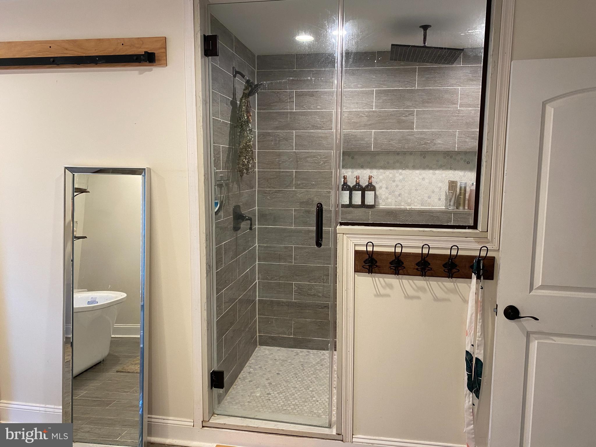 HAMPSTEAD - Residential