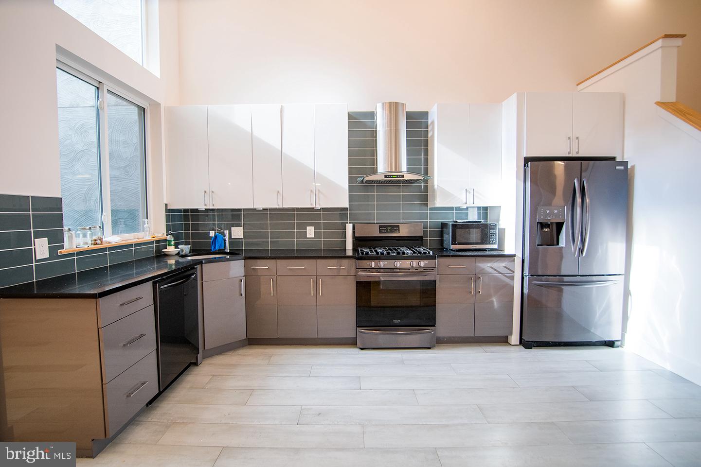 FRANCISVILLE - Residential Lease