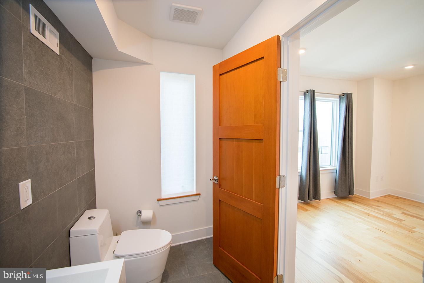 FRANCISVILLE - Residential Lease