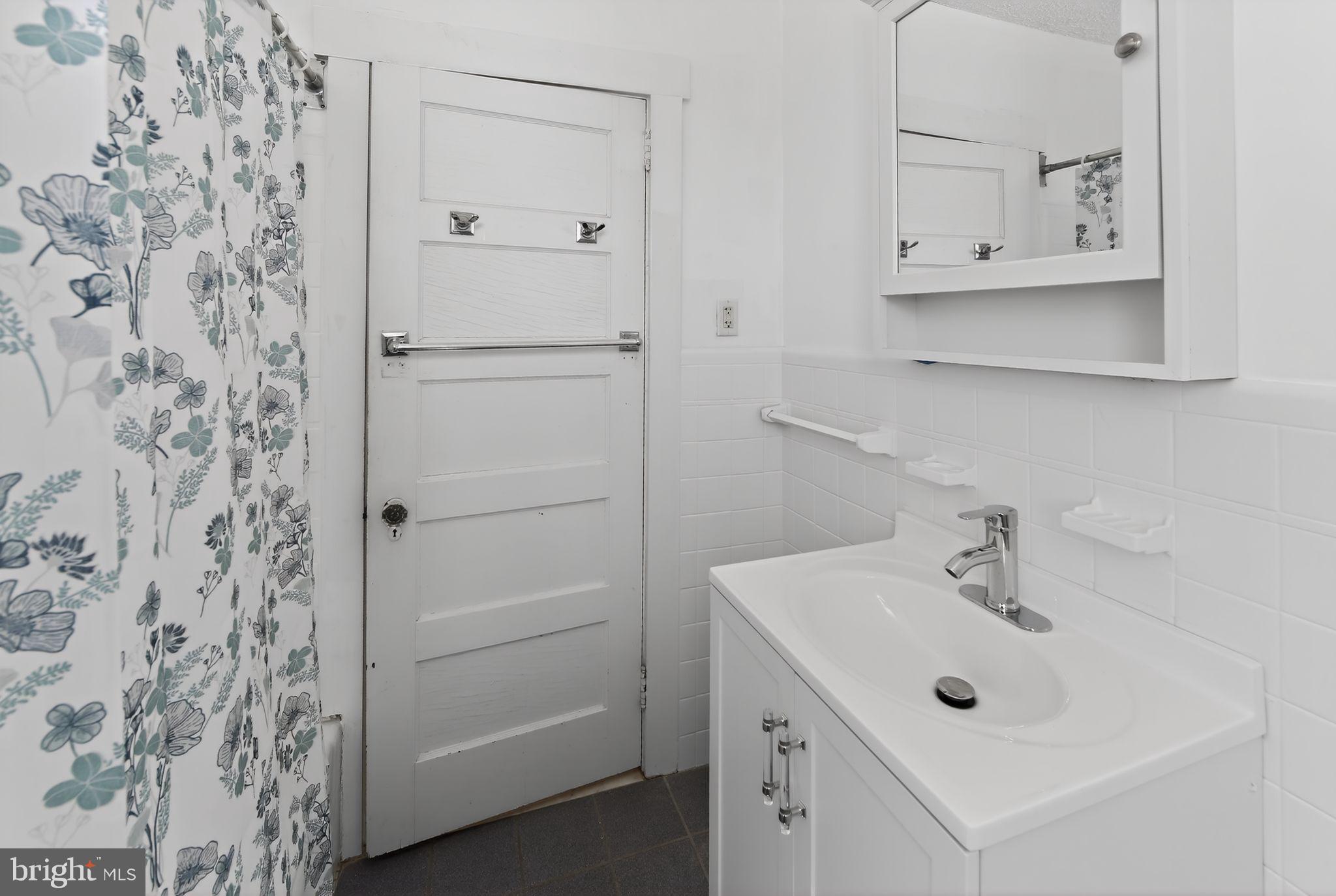 BRYN MAWR - Residential