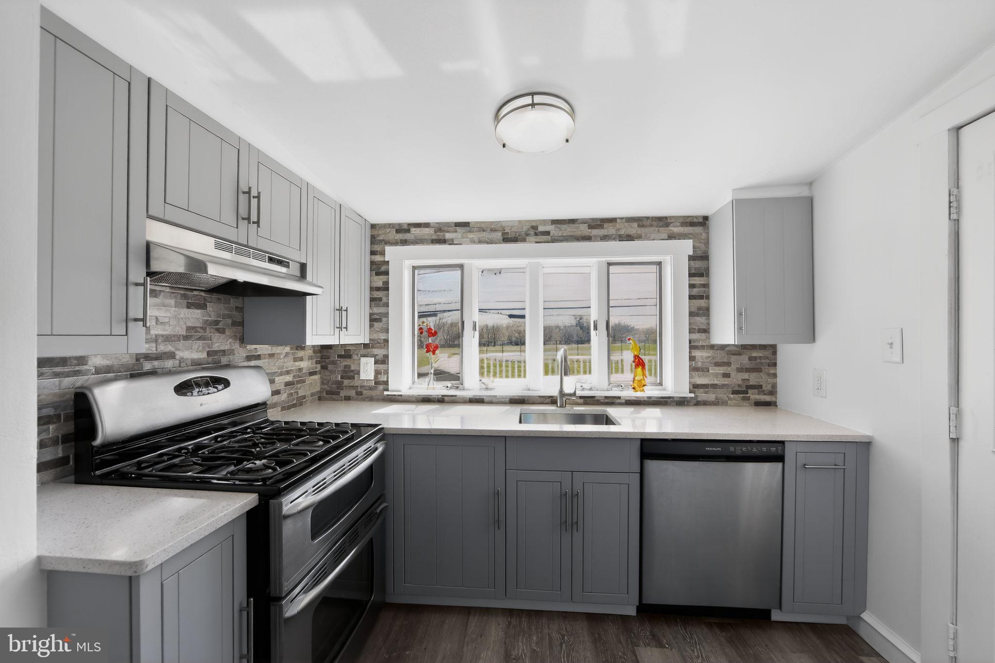 BRYN MAWR - Residential