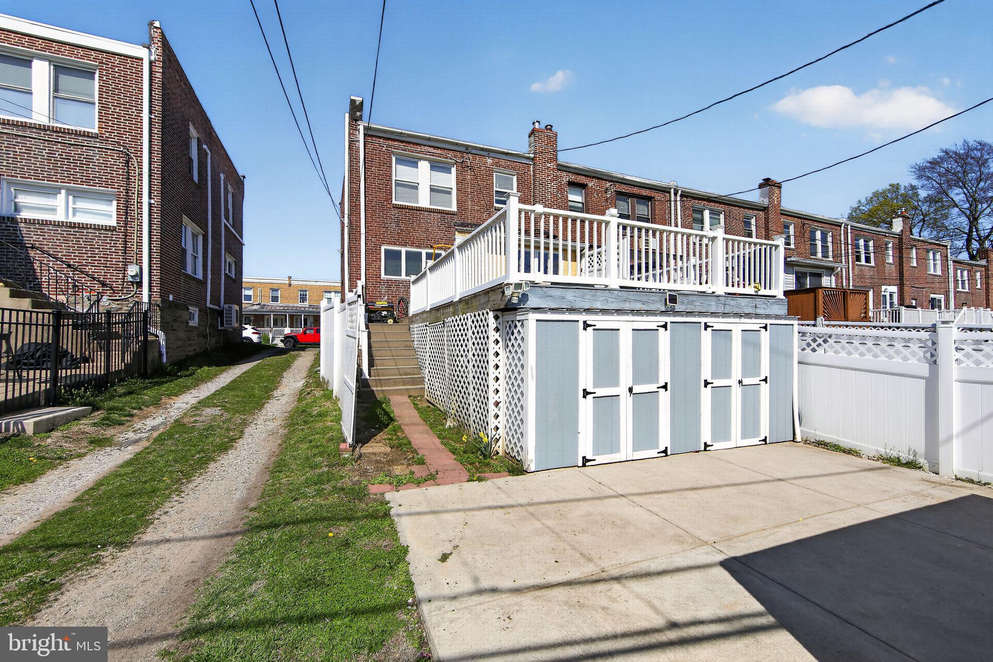 BRYN MAWR - Residential