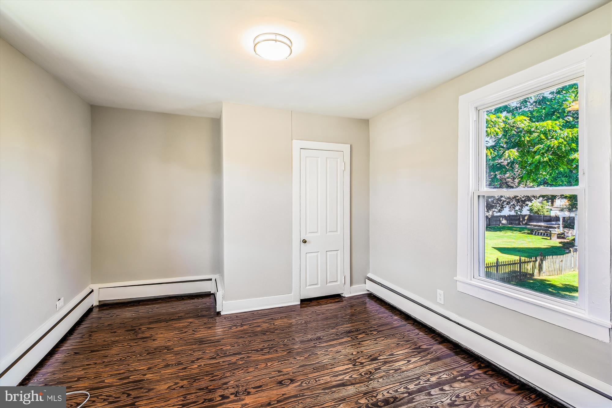 CAMBRIDGE HISTORIC DISTRICT - Residential