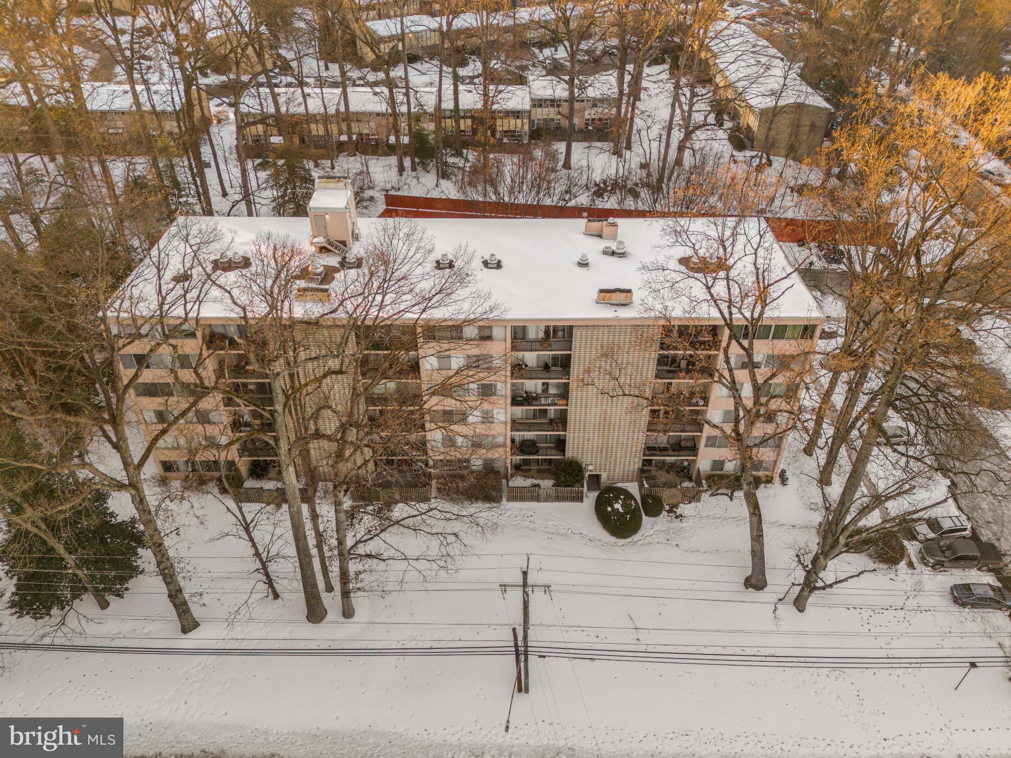 IVYMOUNT COURT - Residential