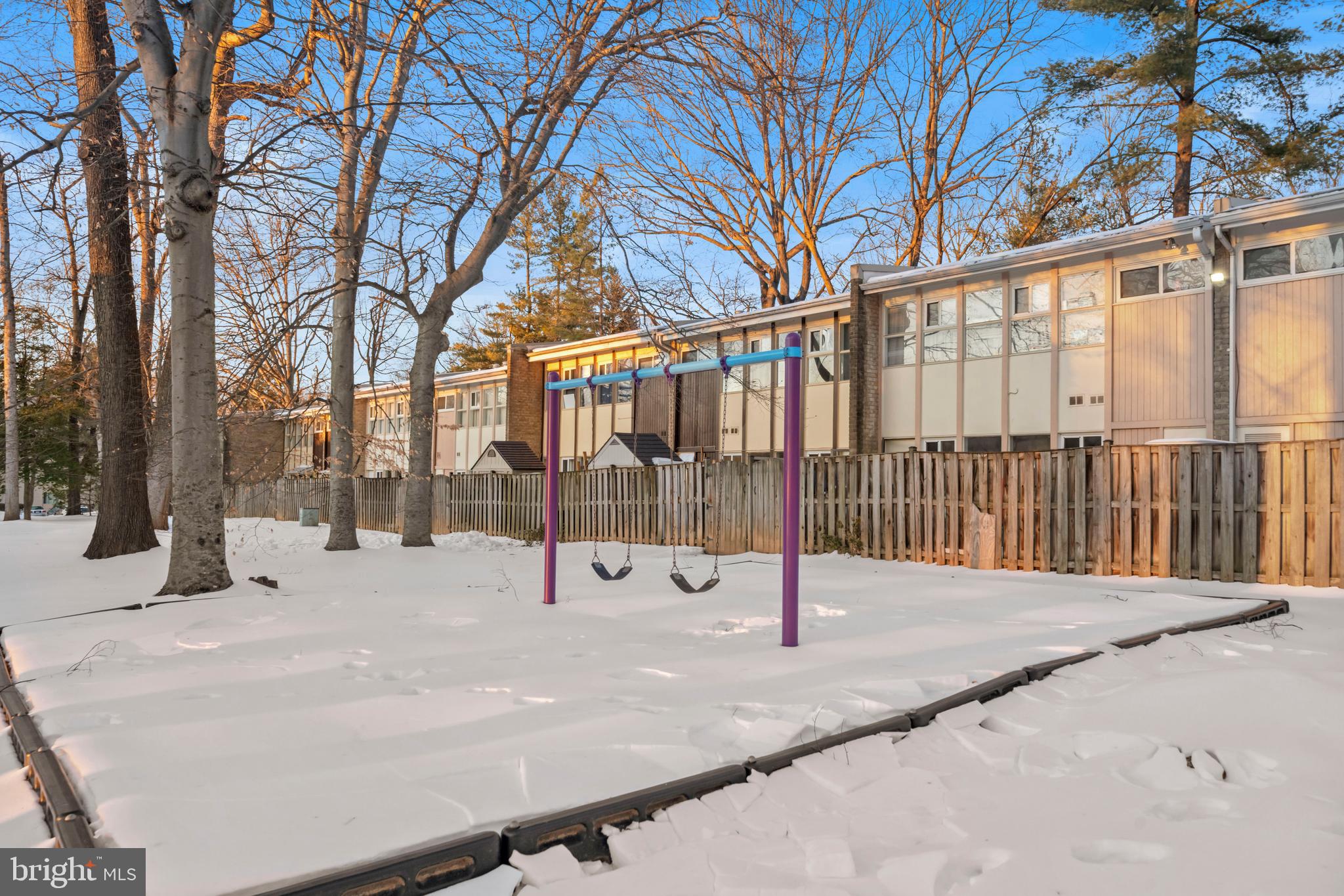 IVYMOUNT COURT - Residential