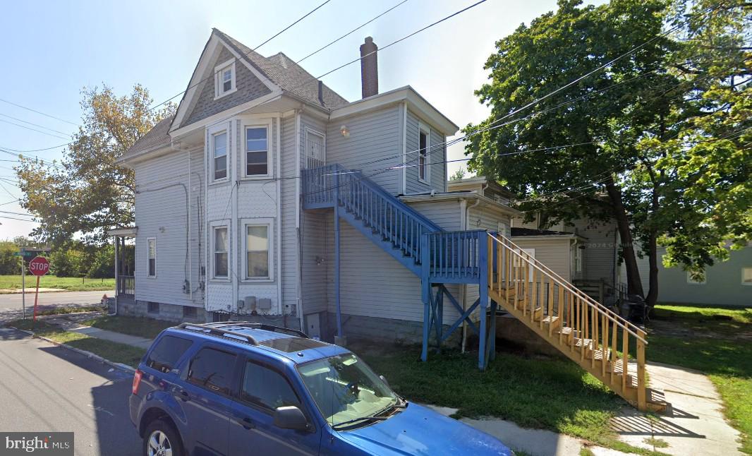675 N BROAD STREET