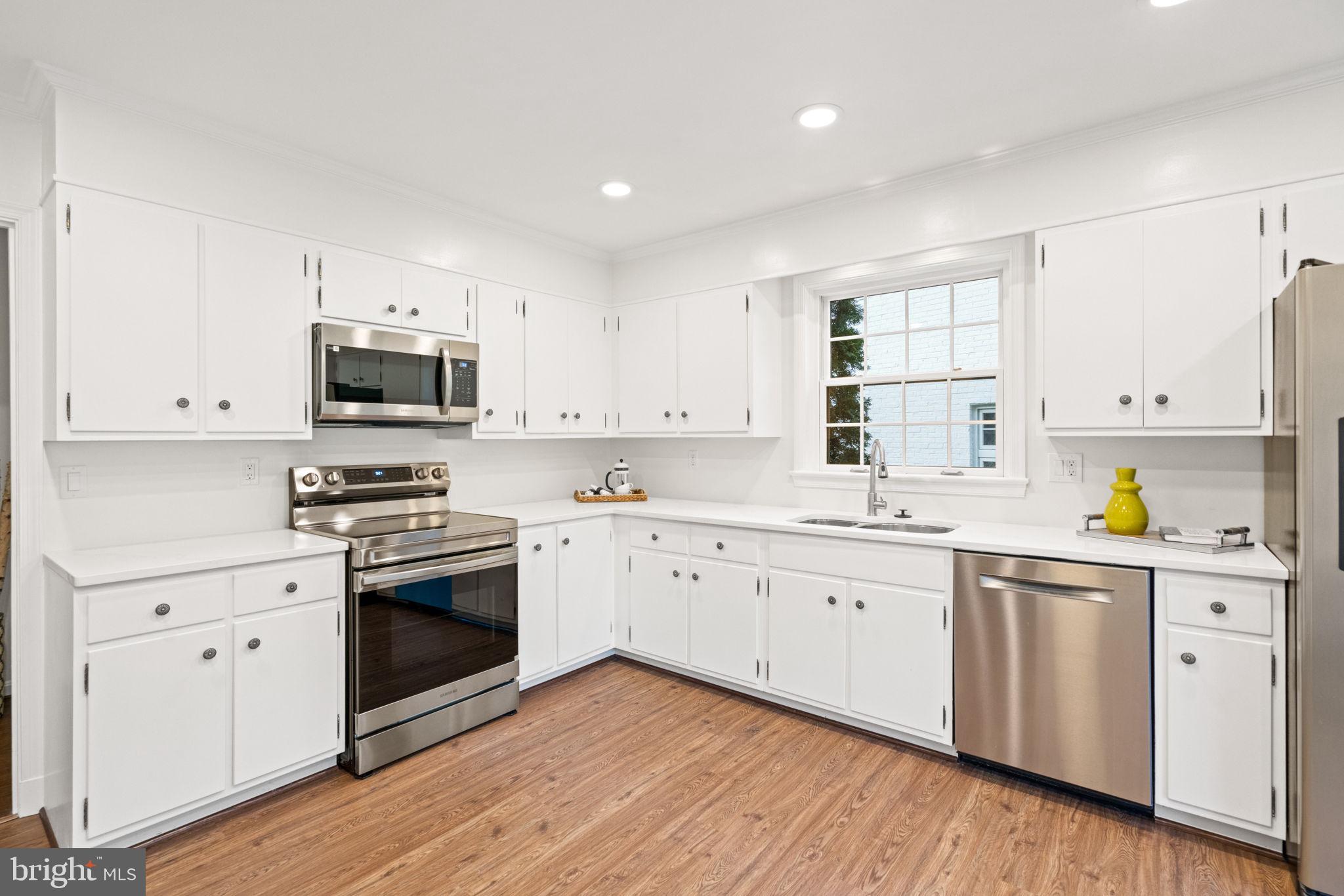 WESTMORELAND HILLS - Residential