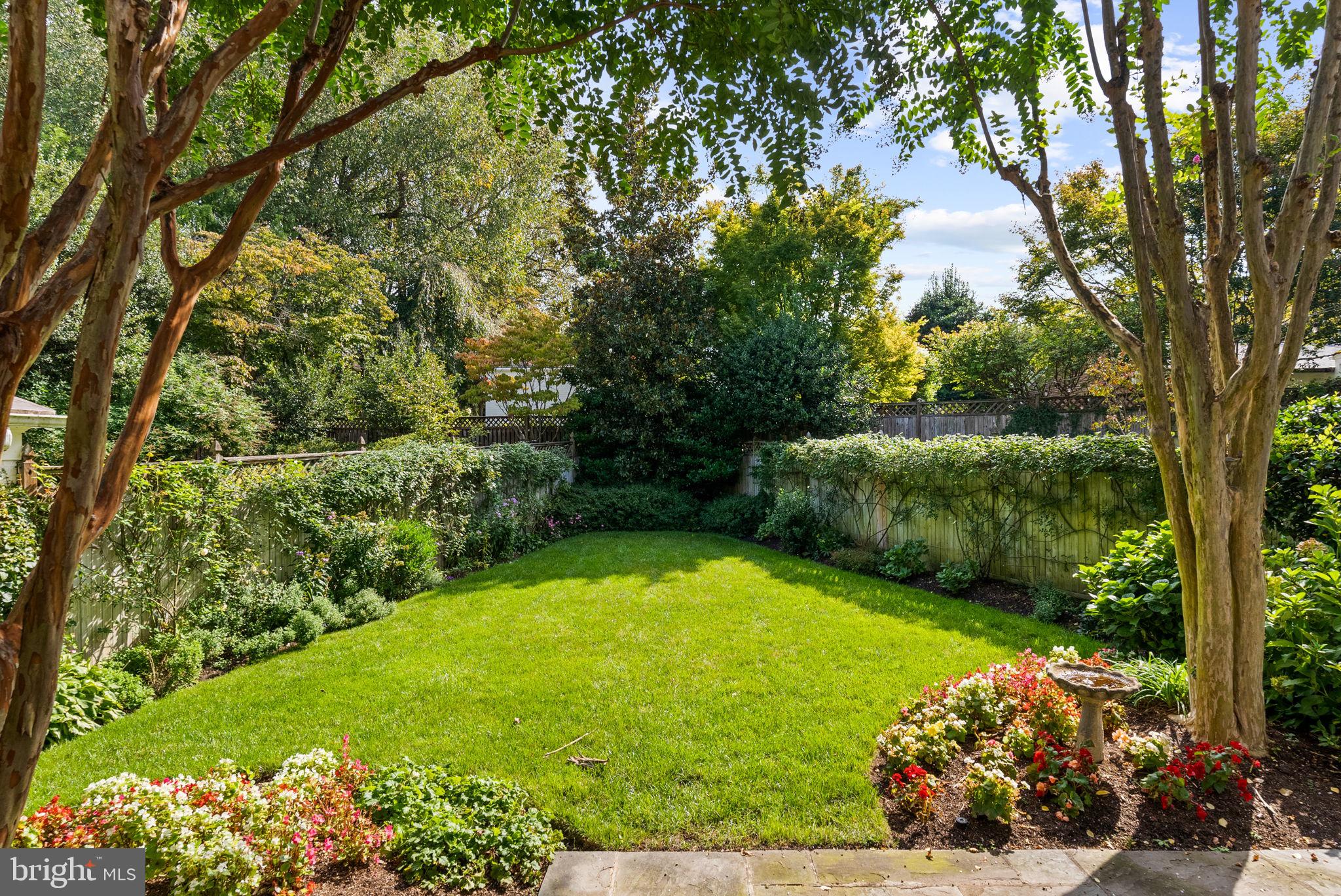 WESTMORELAND HILLS - Residential