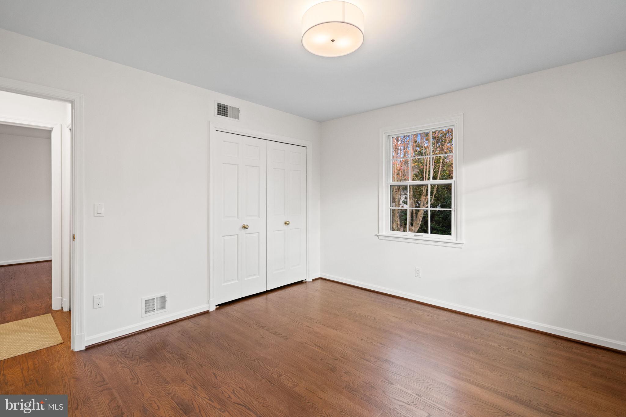 WESTMORELAND HILLS - Residential