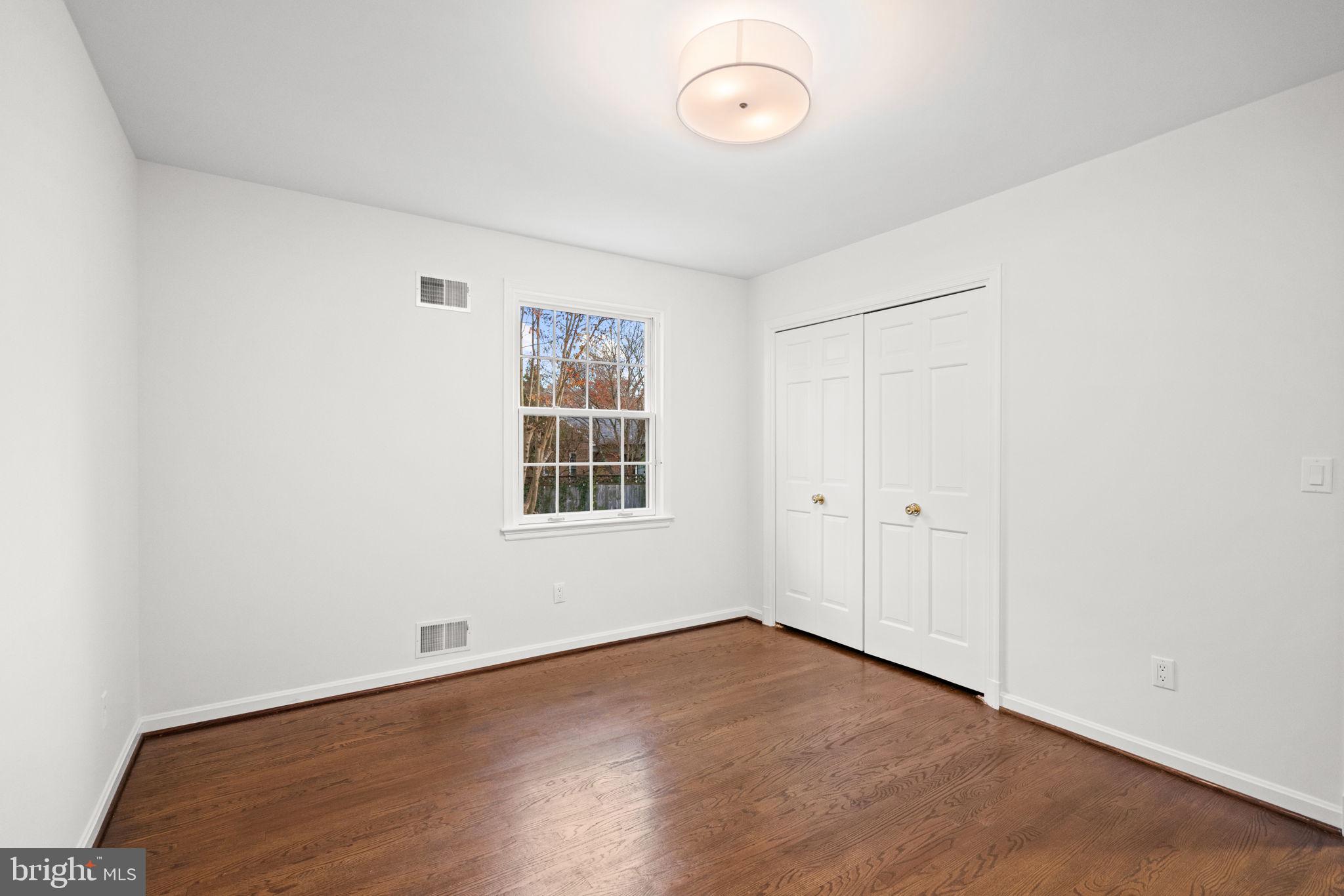 WESTMORELAND HILLS - Residential