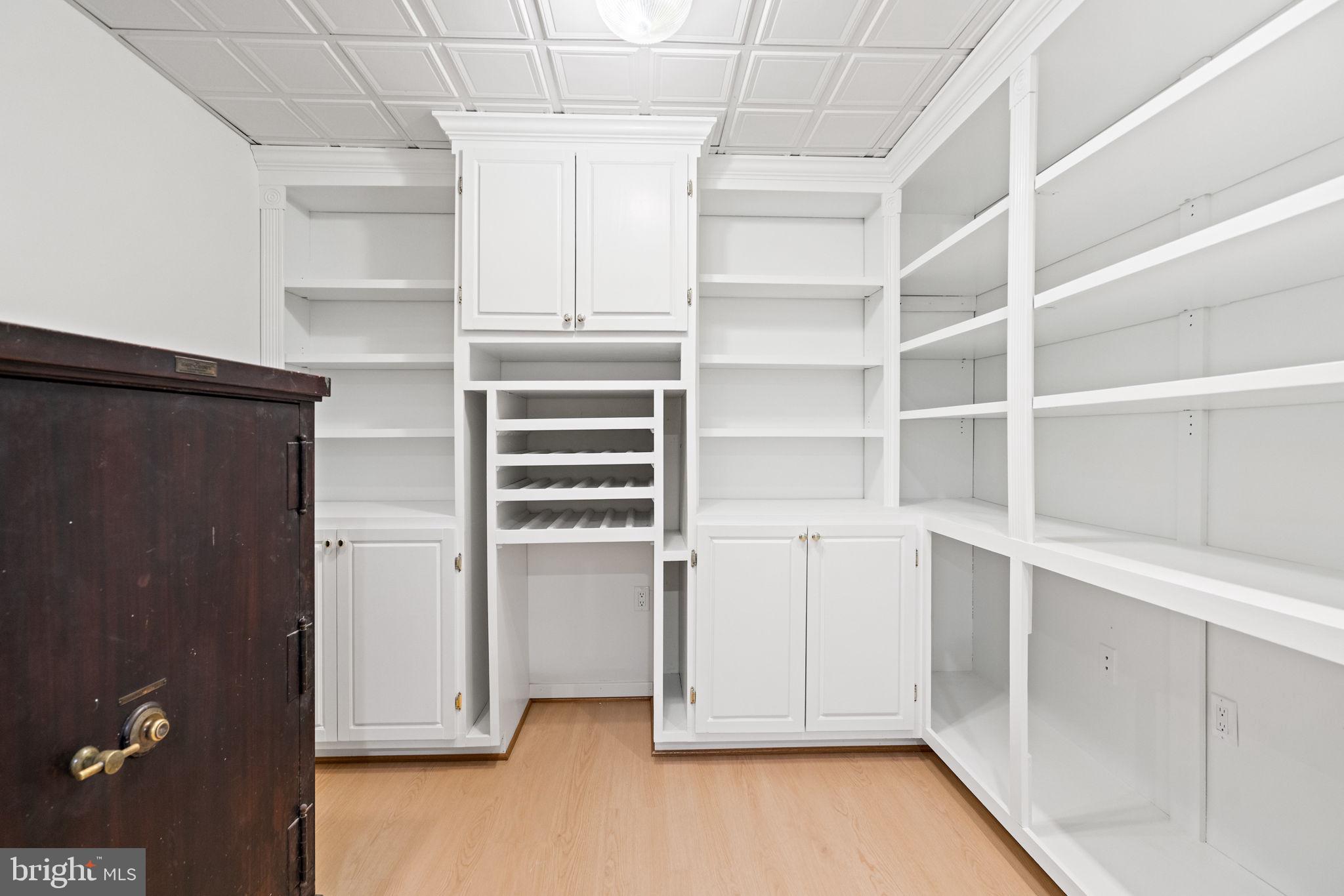 WESTMORELAND HILLS - Residential