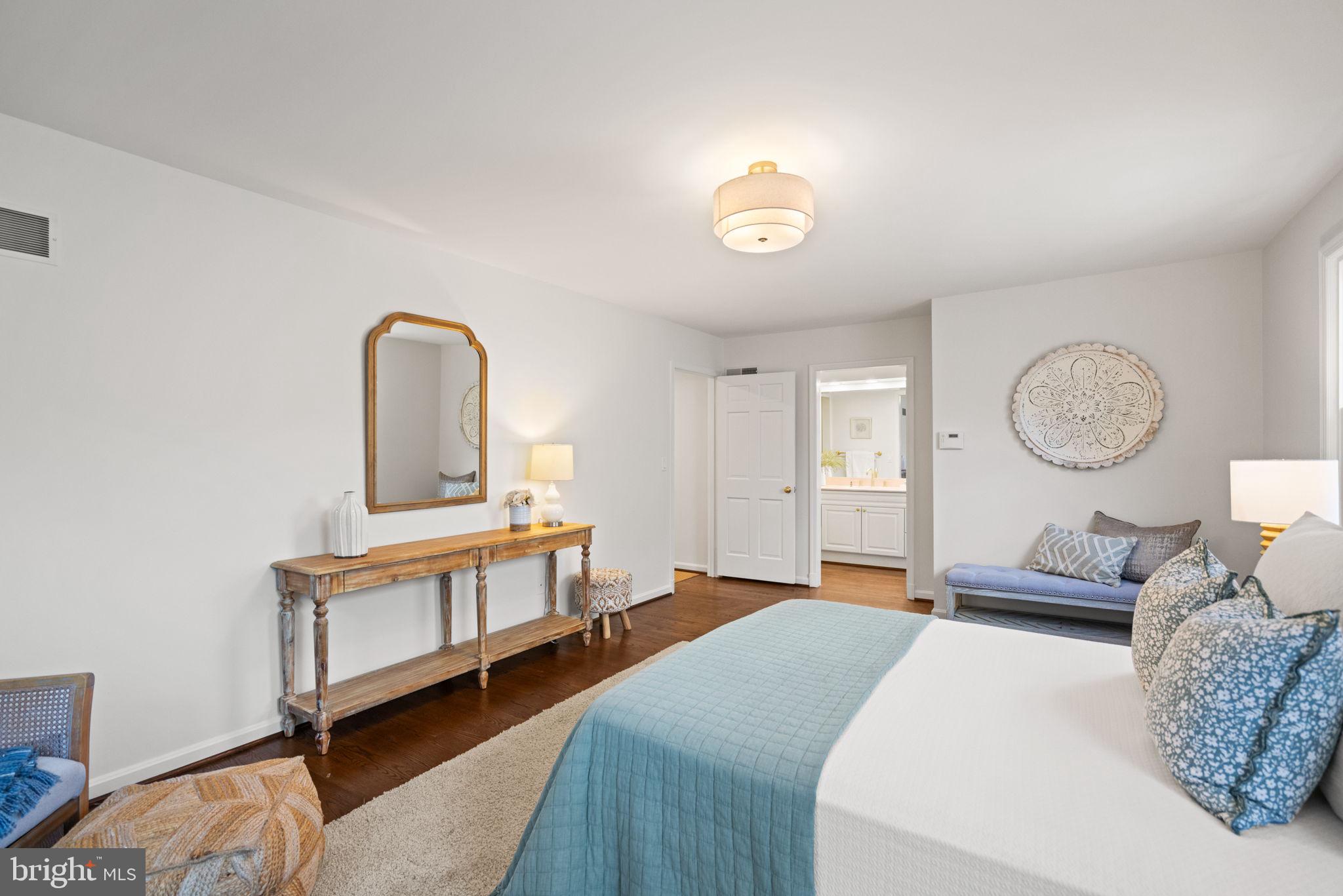 WESTMORELAND HILLS - Residential