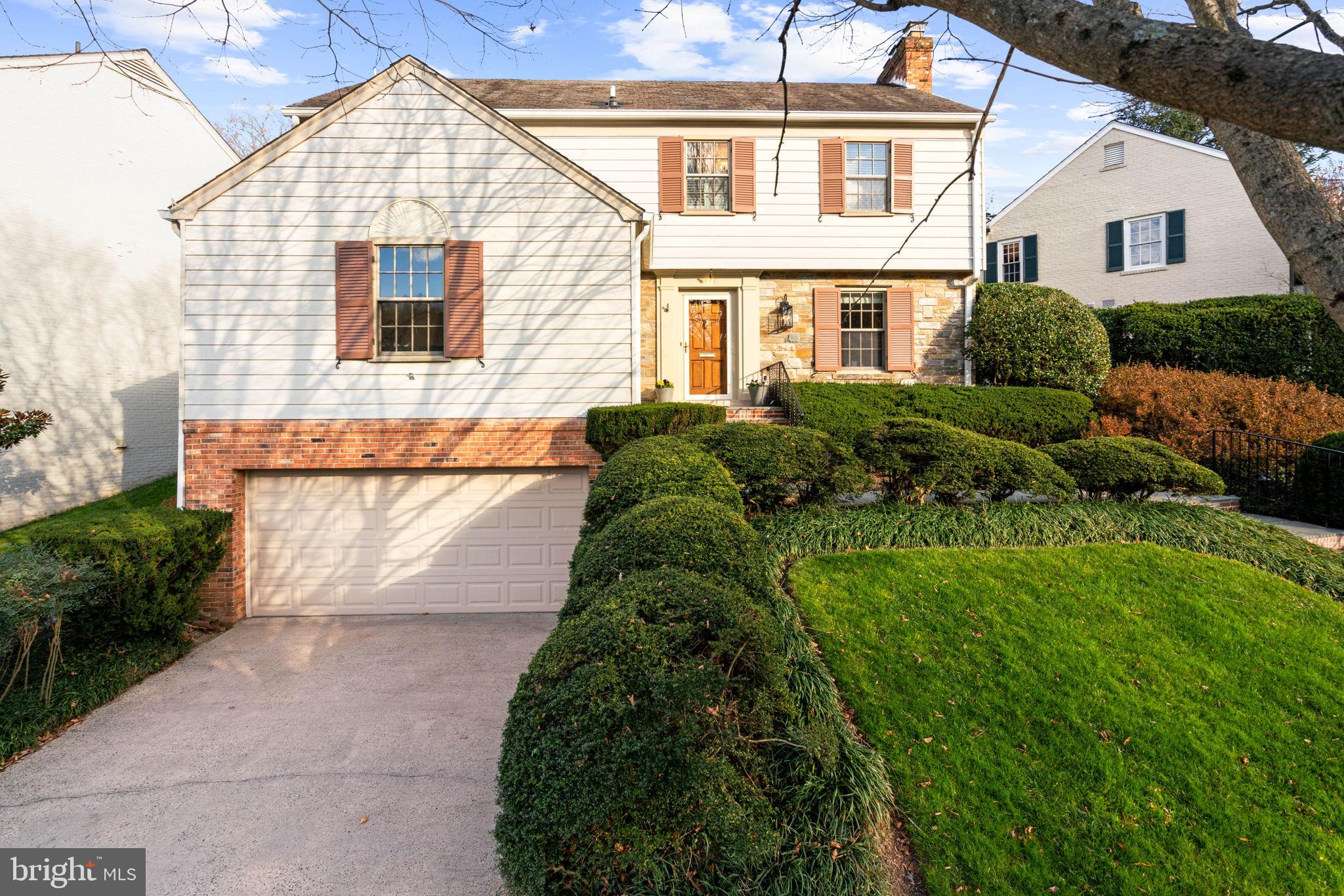 WESTMORELAND HILLS - Residential