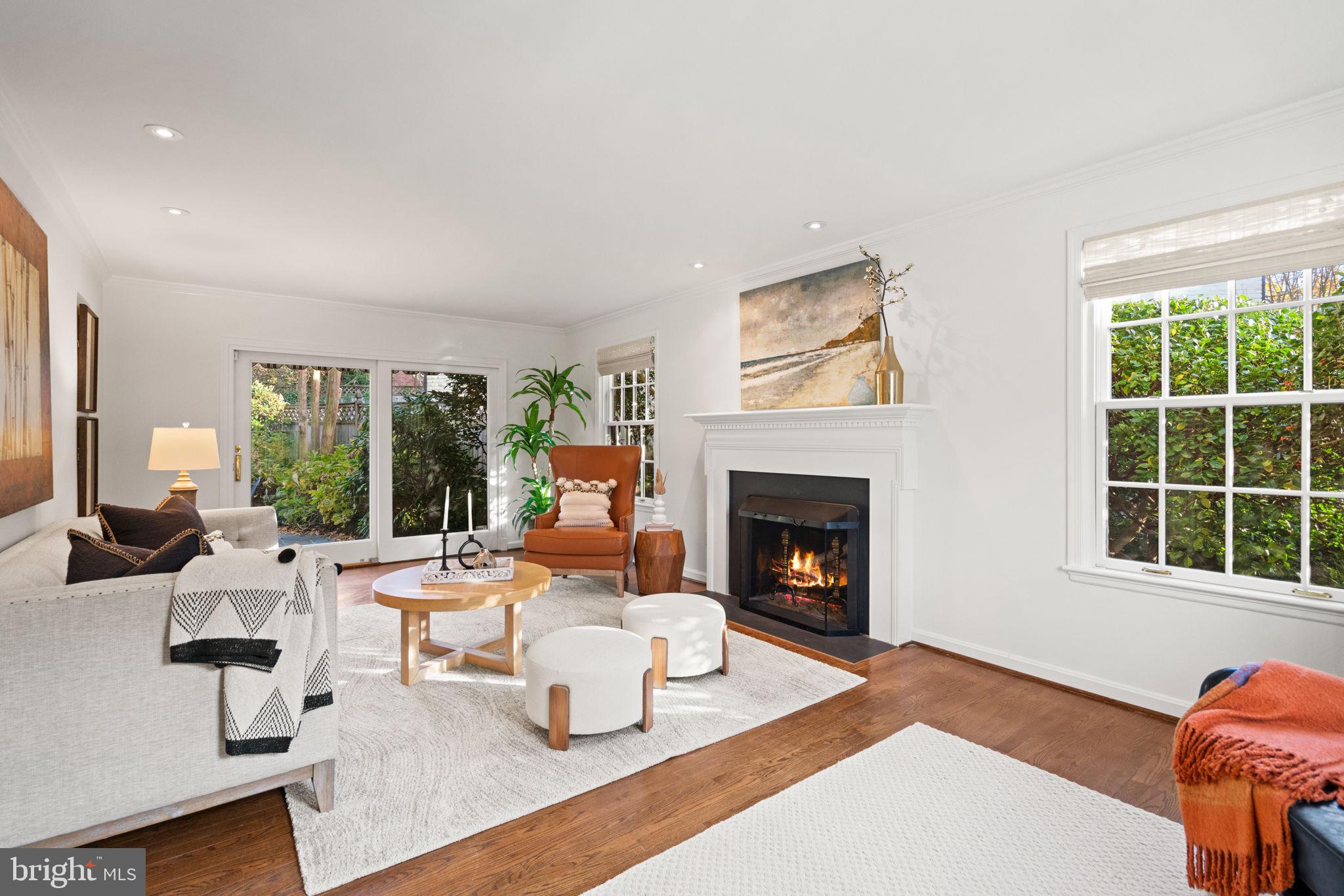 WESTMORELAND HILLS - Residential