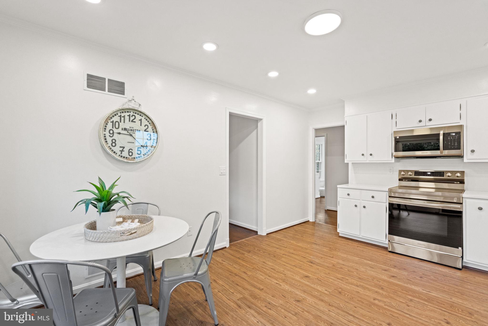 WESTMORELAND HILLS - Residential