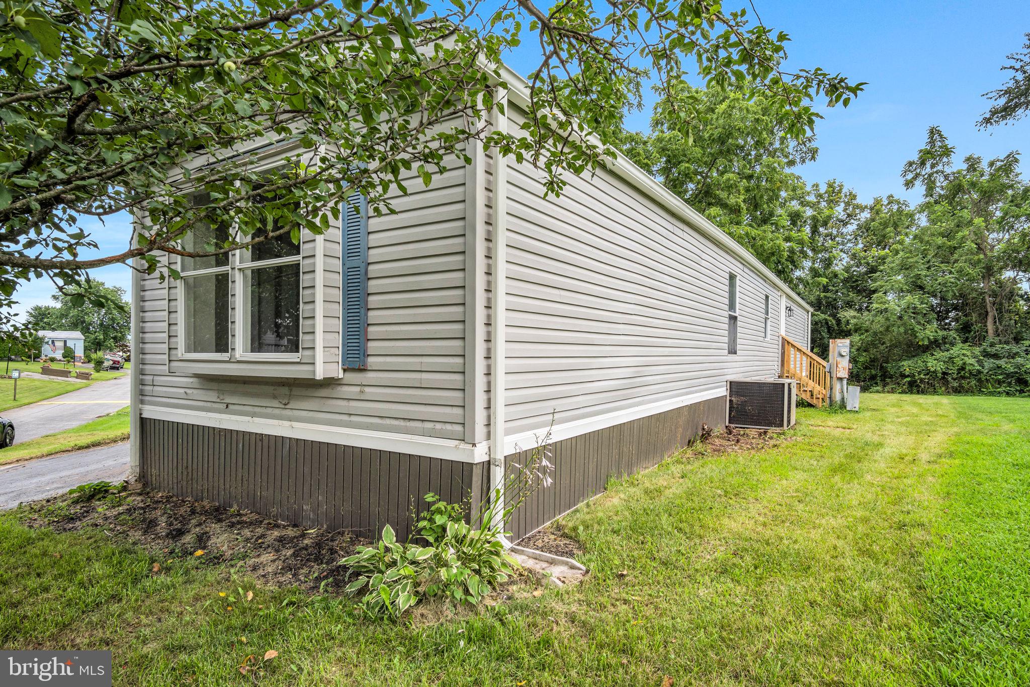 MEADOWVIEW ESTATES - Residential