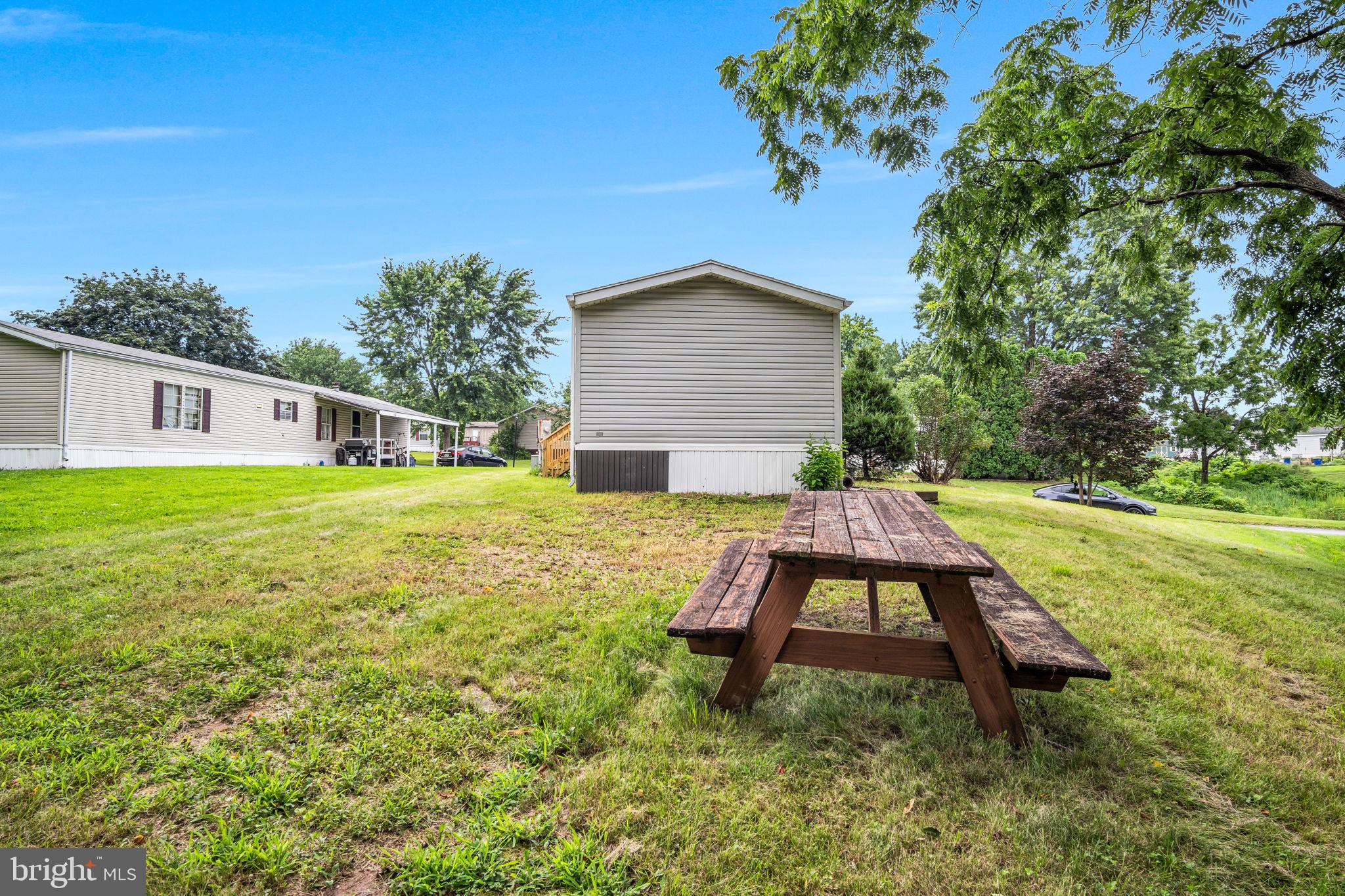 MEADOWVIEW ESTATES - Residential