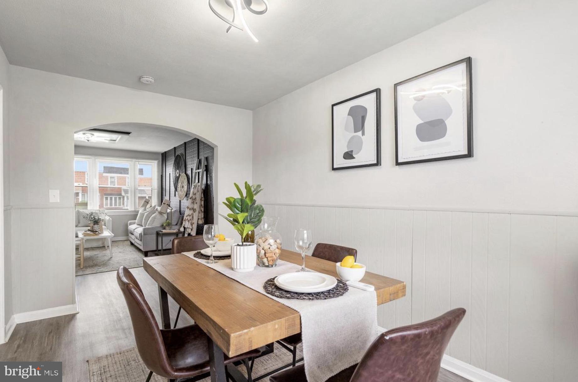 BEVERLY HILLS - Residential Lease