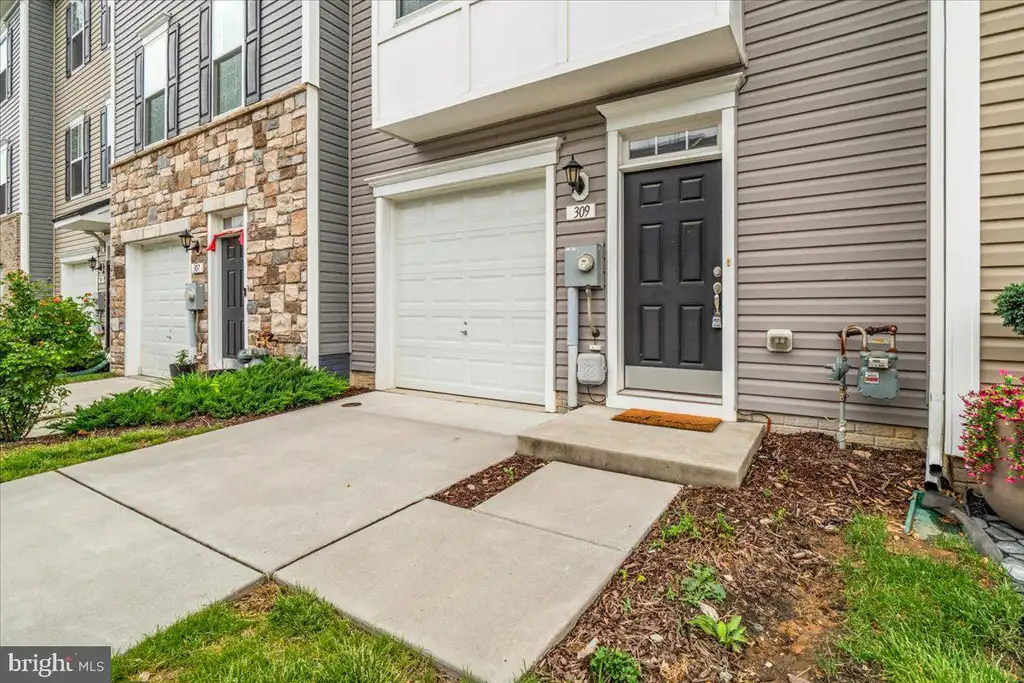 Additional image 3 of 309 Spring Bank Way, Frederick, MD 21701