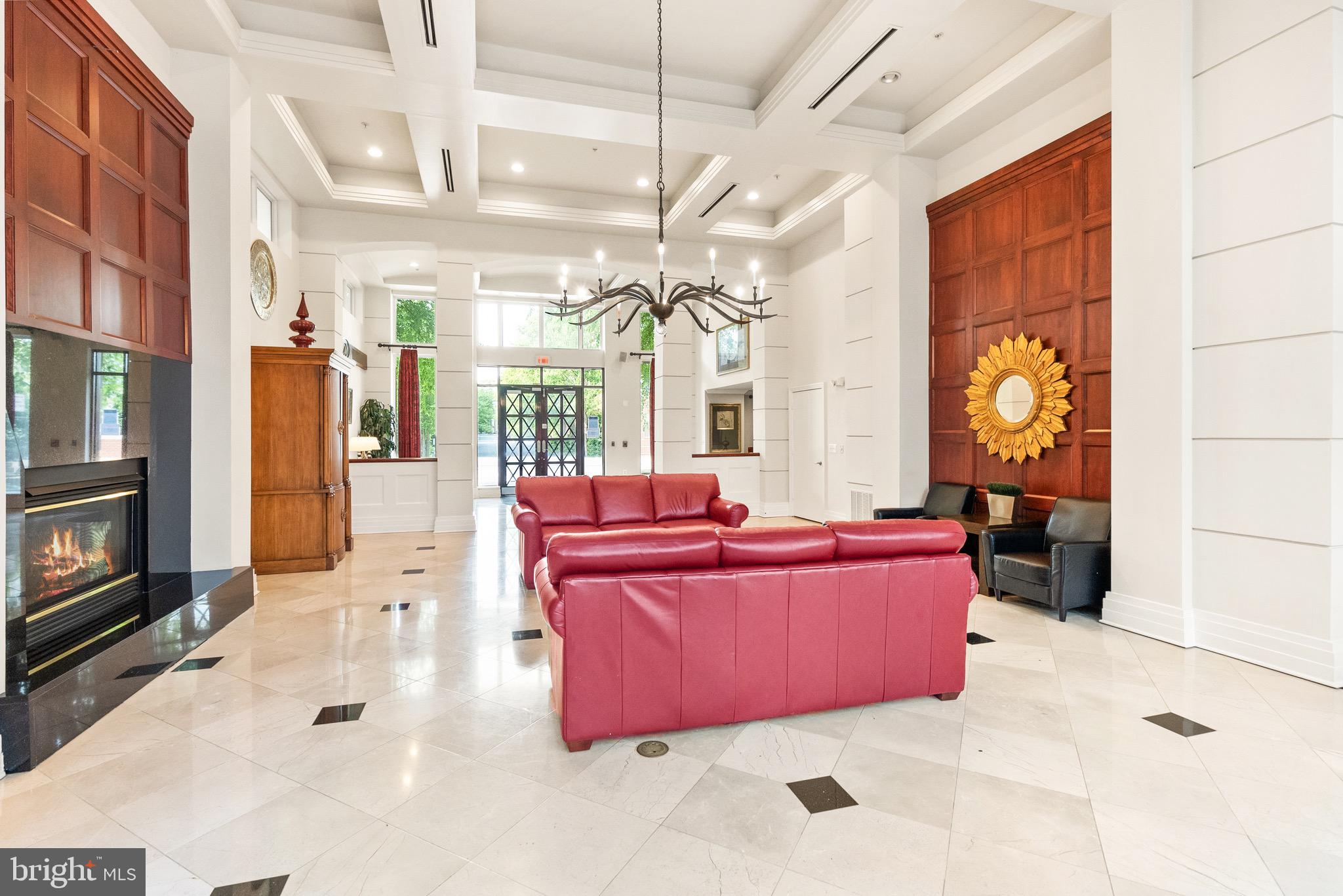 MARQUIS AT VIENNA STATION - Residential