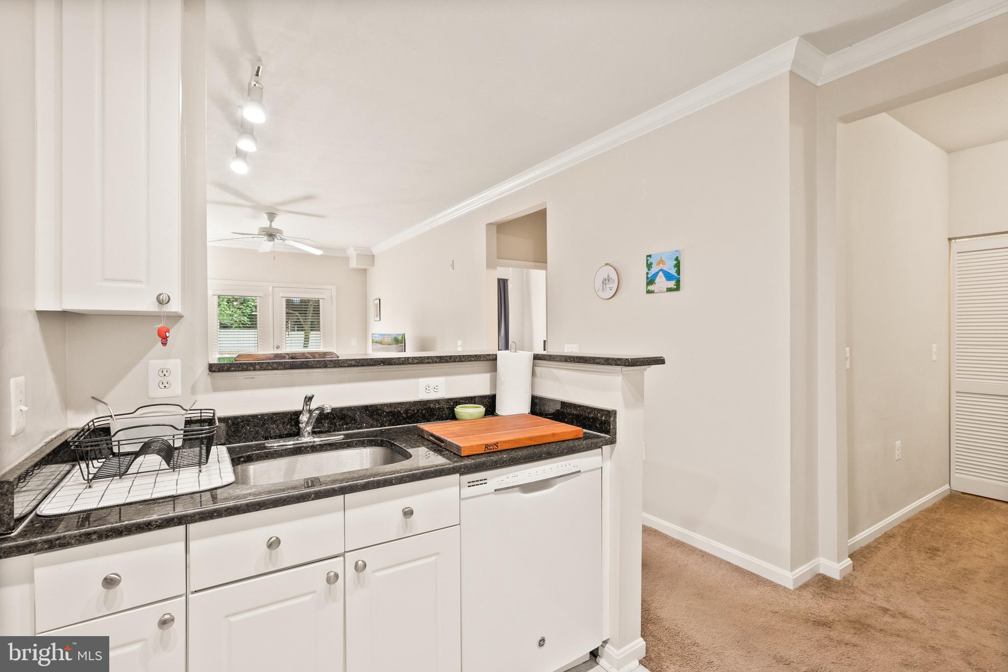 MARQUIS AT VIENNA STATION - Residential