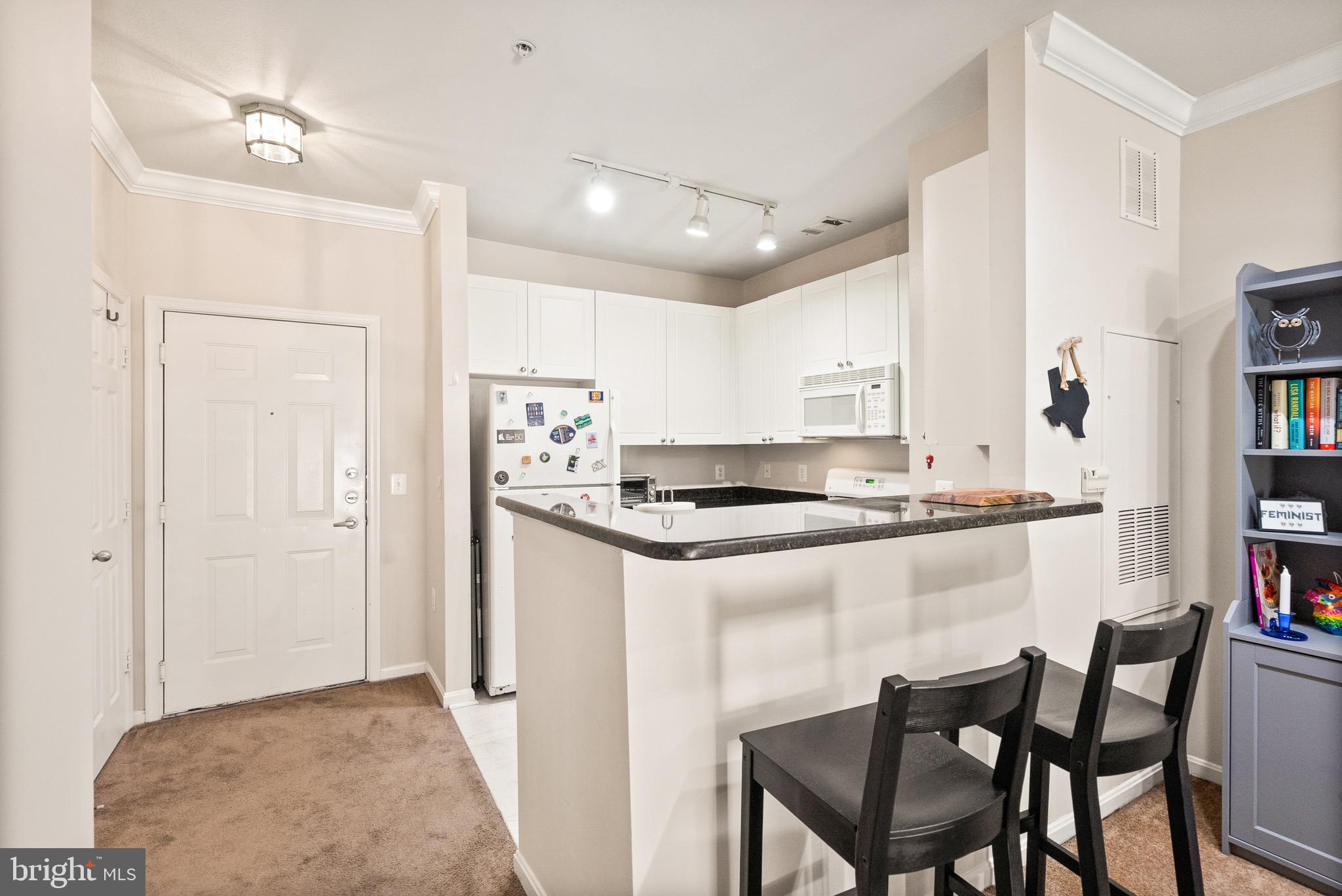 MARQUIS AT VIENNA STATION - Residential