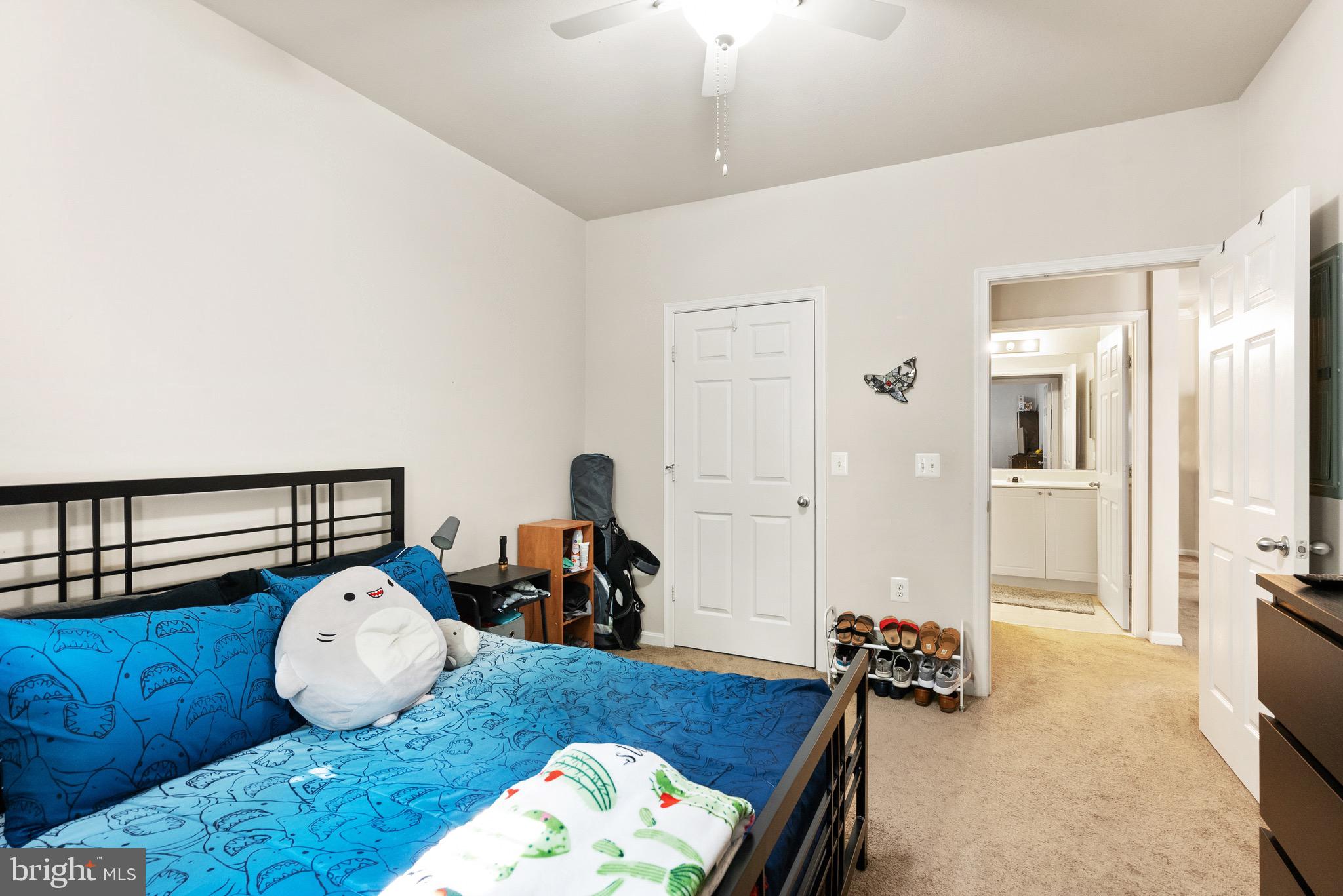 MARQUIS AT VIENNA STATION - Residential