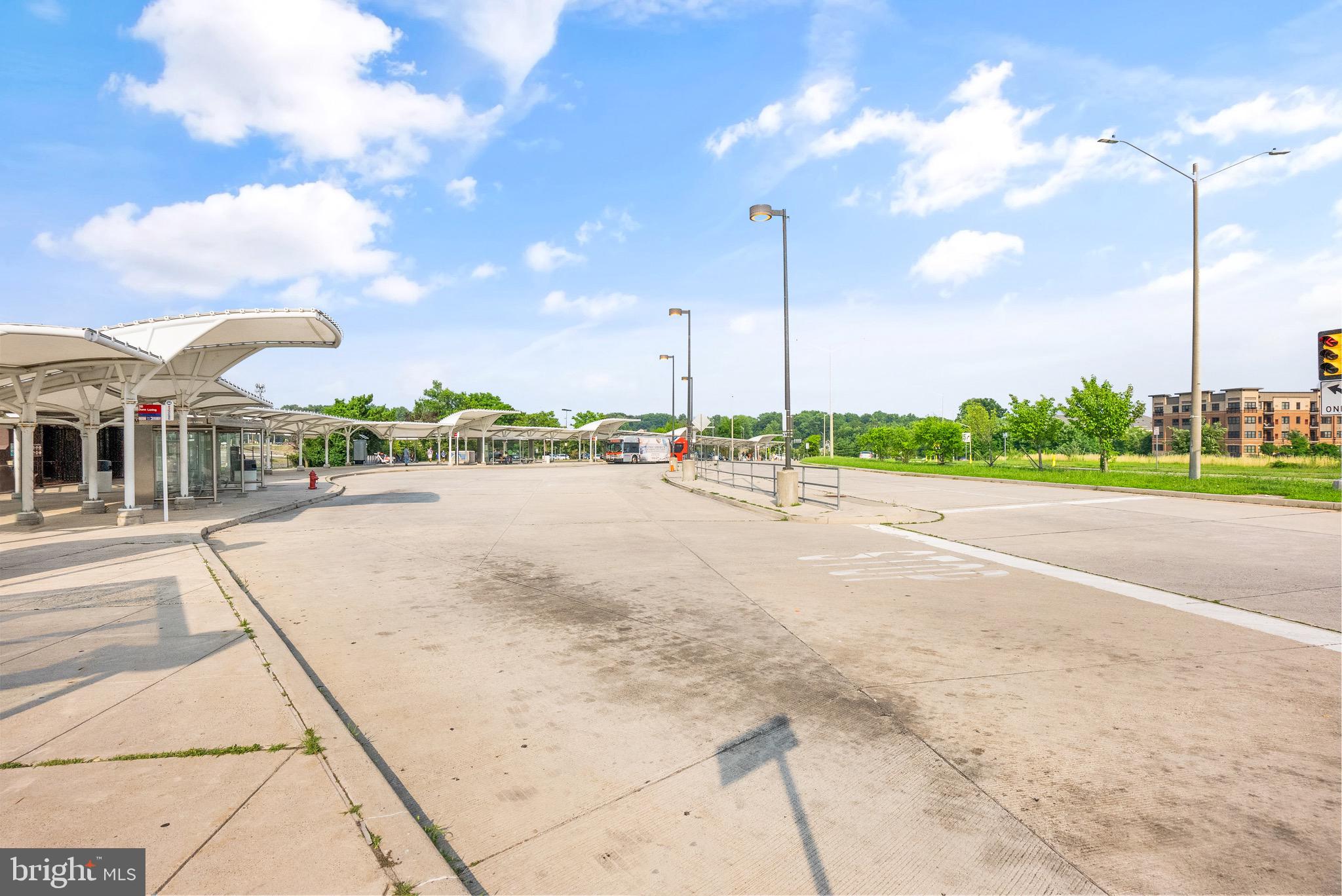 MARQUIS AT VIENNA STATION - Residential